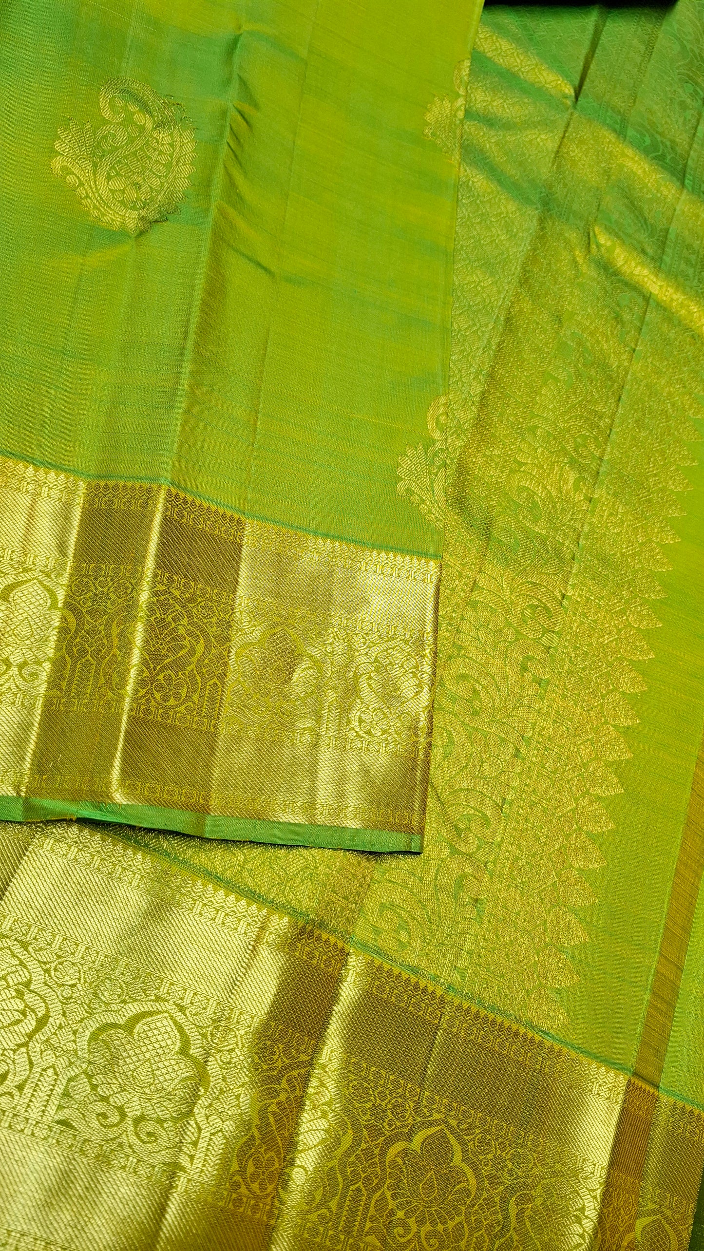 PARROT GREEN & GOLD PURE KANJIPURAM SILK
