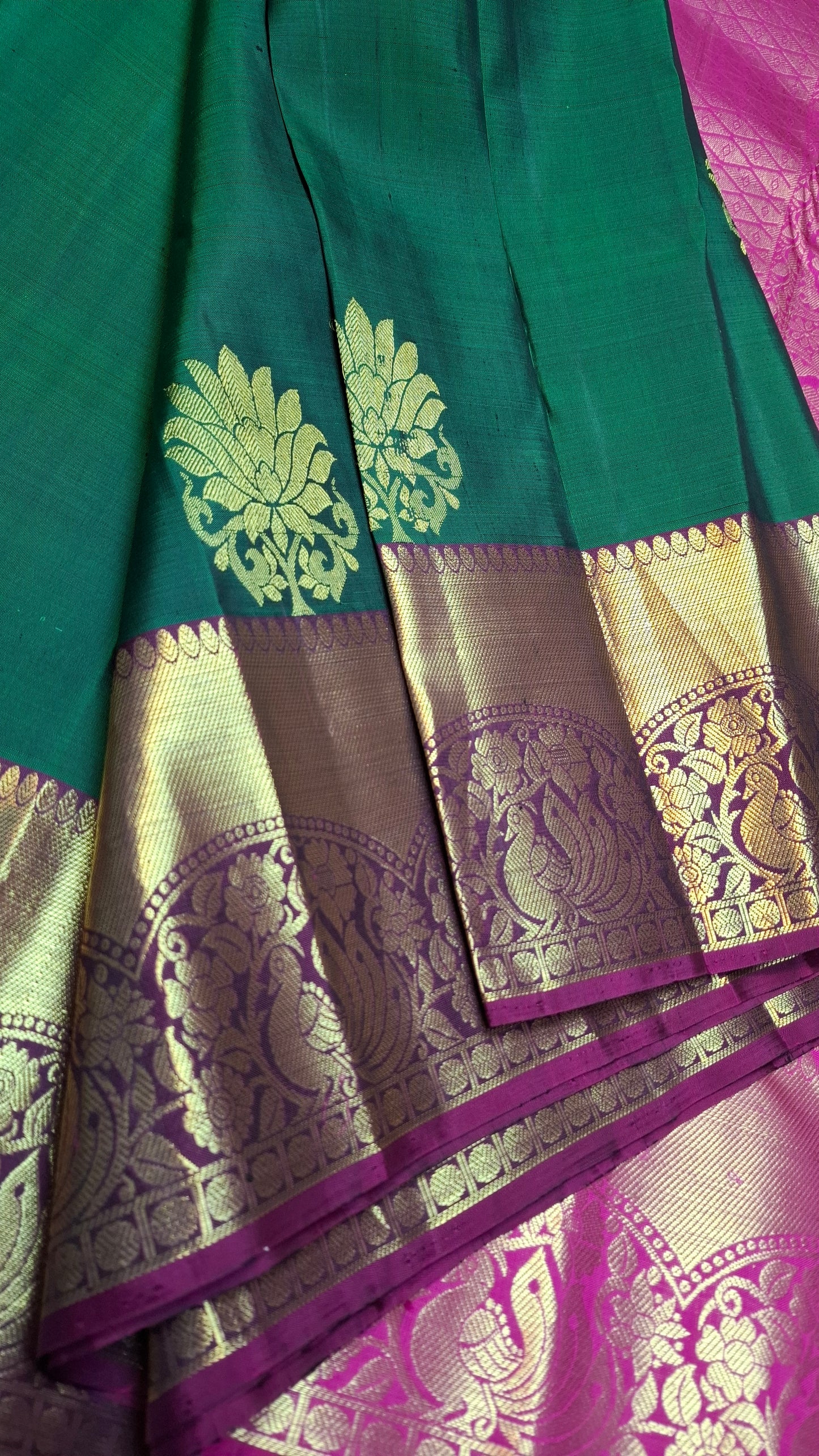 GREEN & MAGENTA PURE KANJIPURAM SILK