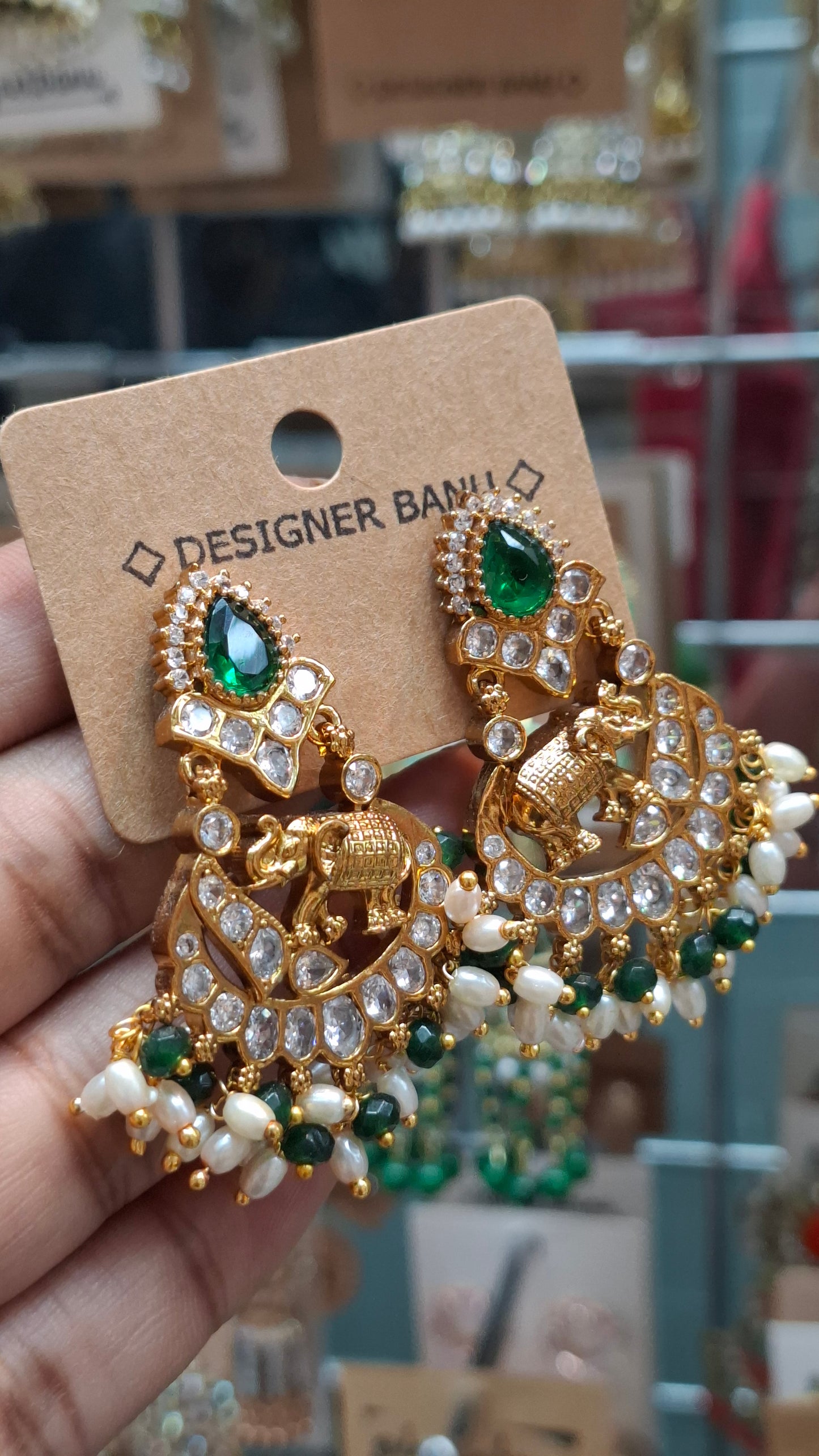 PREMIUM ANTIQUE GOLD EARRINGS ✨️