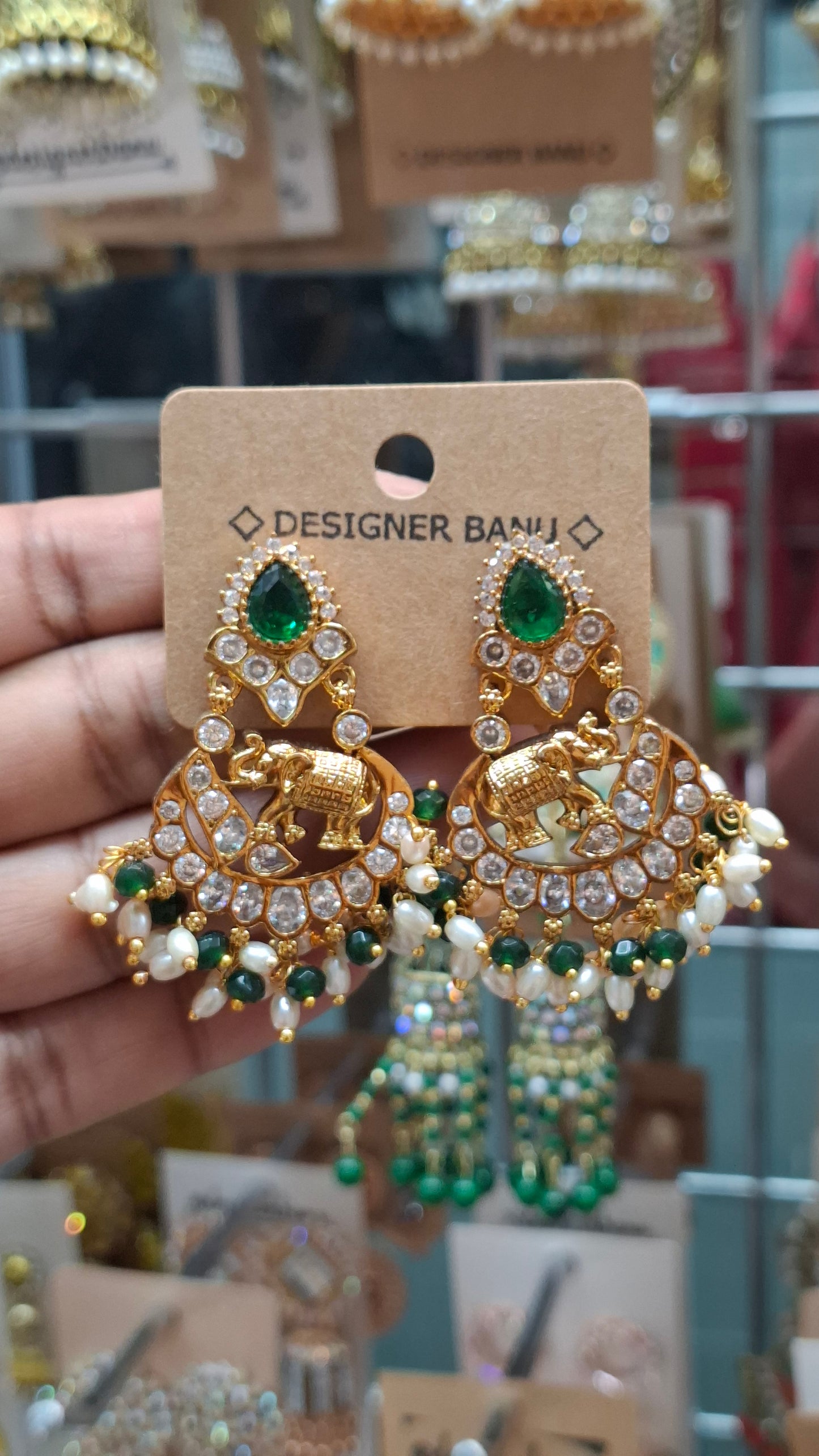 PREMIUM ANTIQUE GOLD EARRINGS ✨️