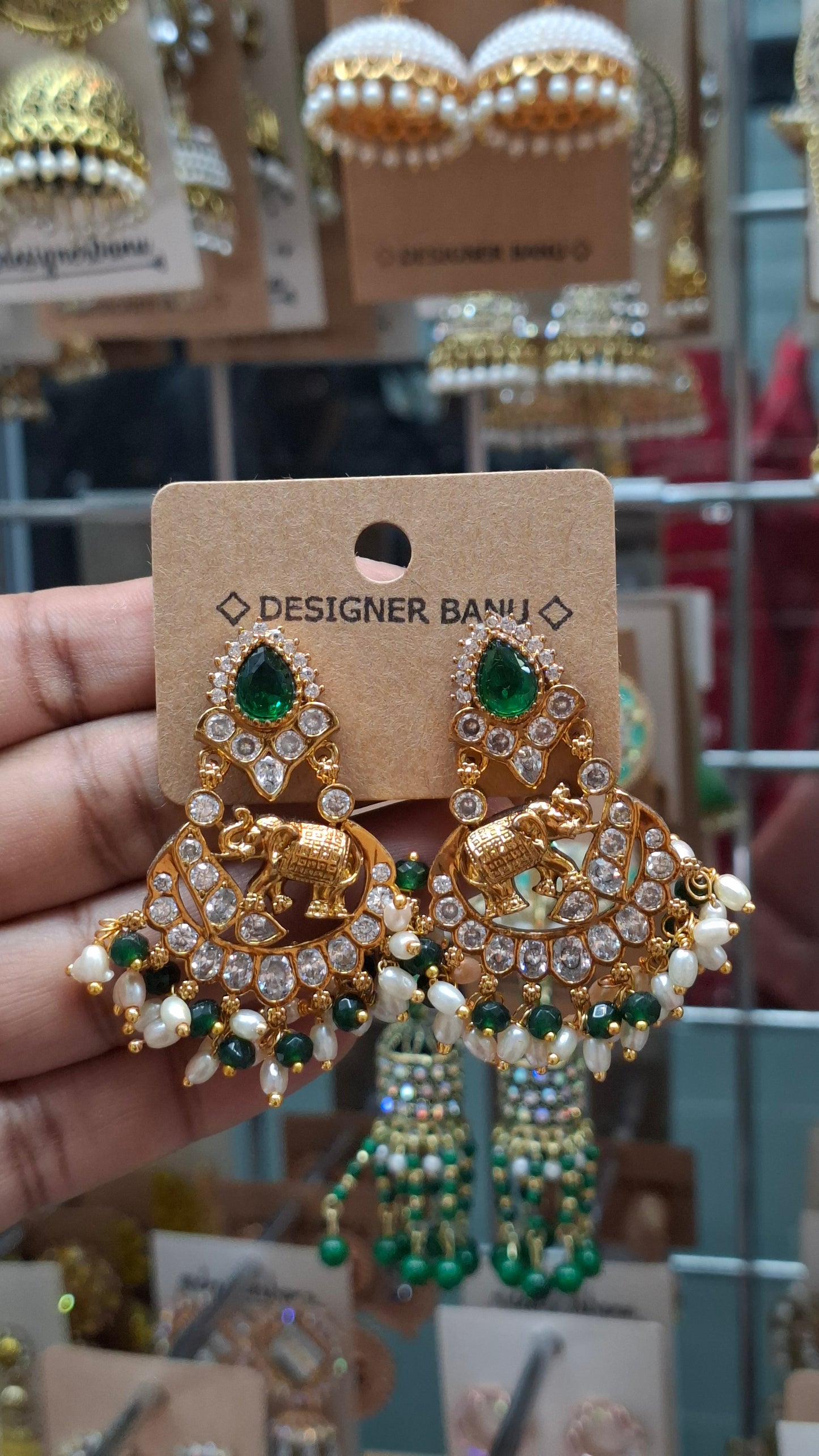 PREMIUM ANTIQUE GOLD EARRINGS ✨️