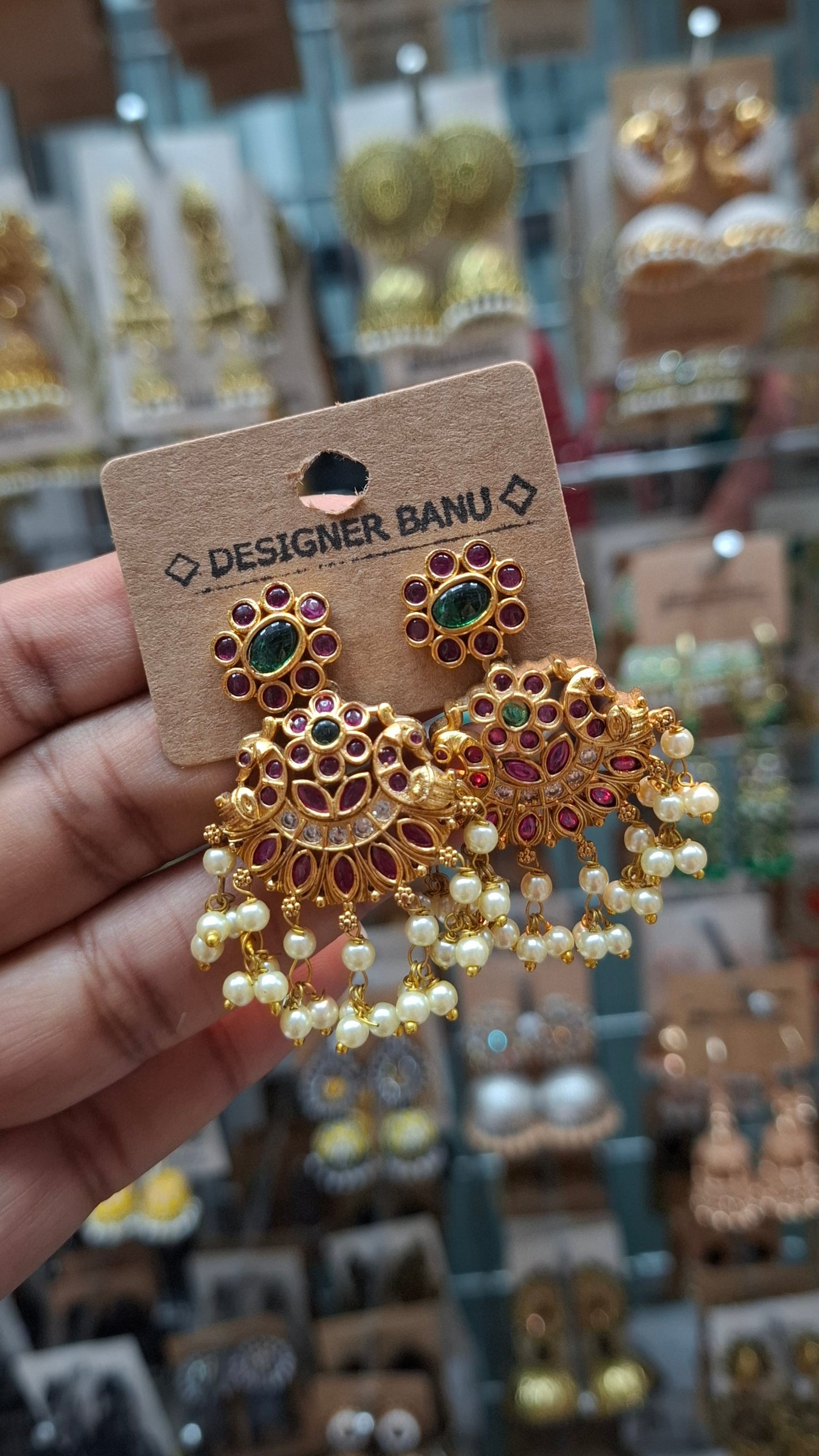 ANTIQUE GOLD EARRINGS E0349