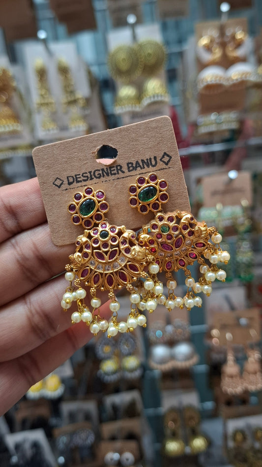 ANTIQUE GOLD EARRINGS E0349