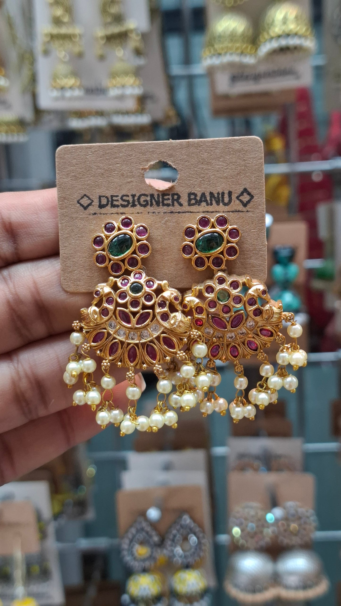 ANTIQUE GOLD EARRINGS E0349