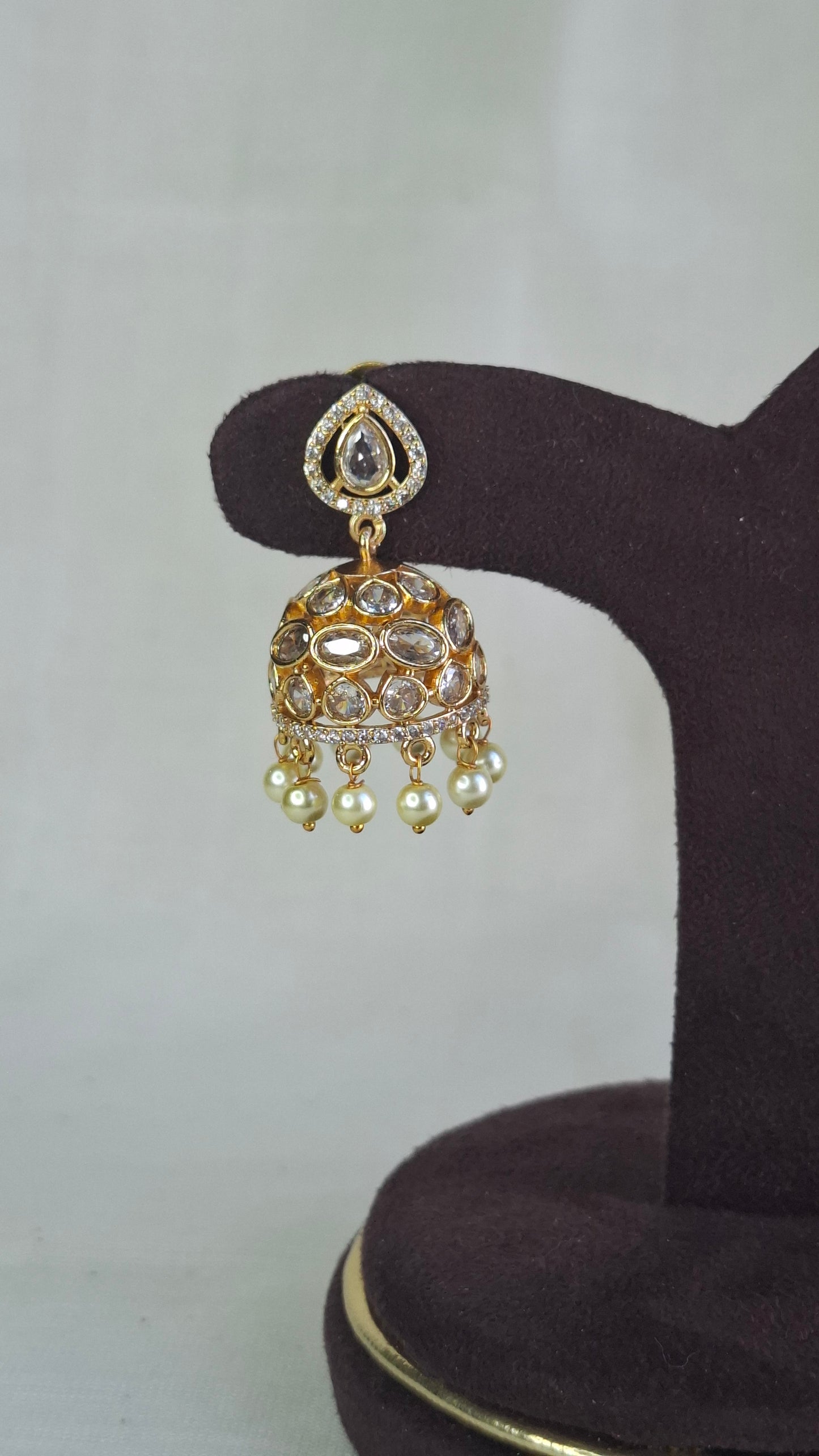 GOLD POLISH JUMKHAS E0359