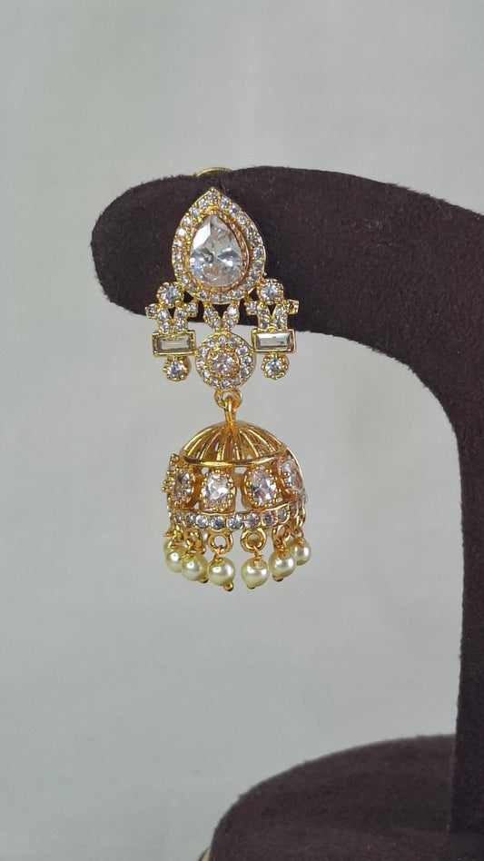 GOLD POLISH JUMKHAS E0363