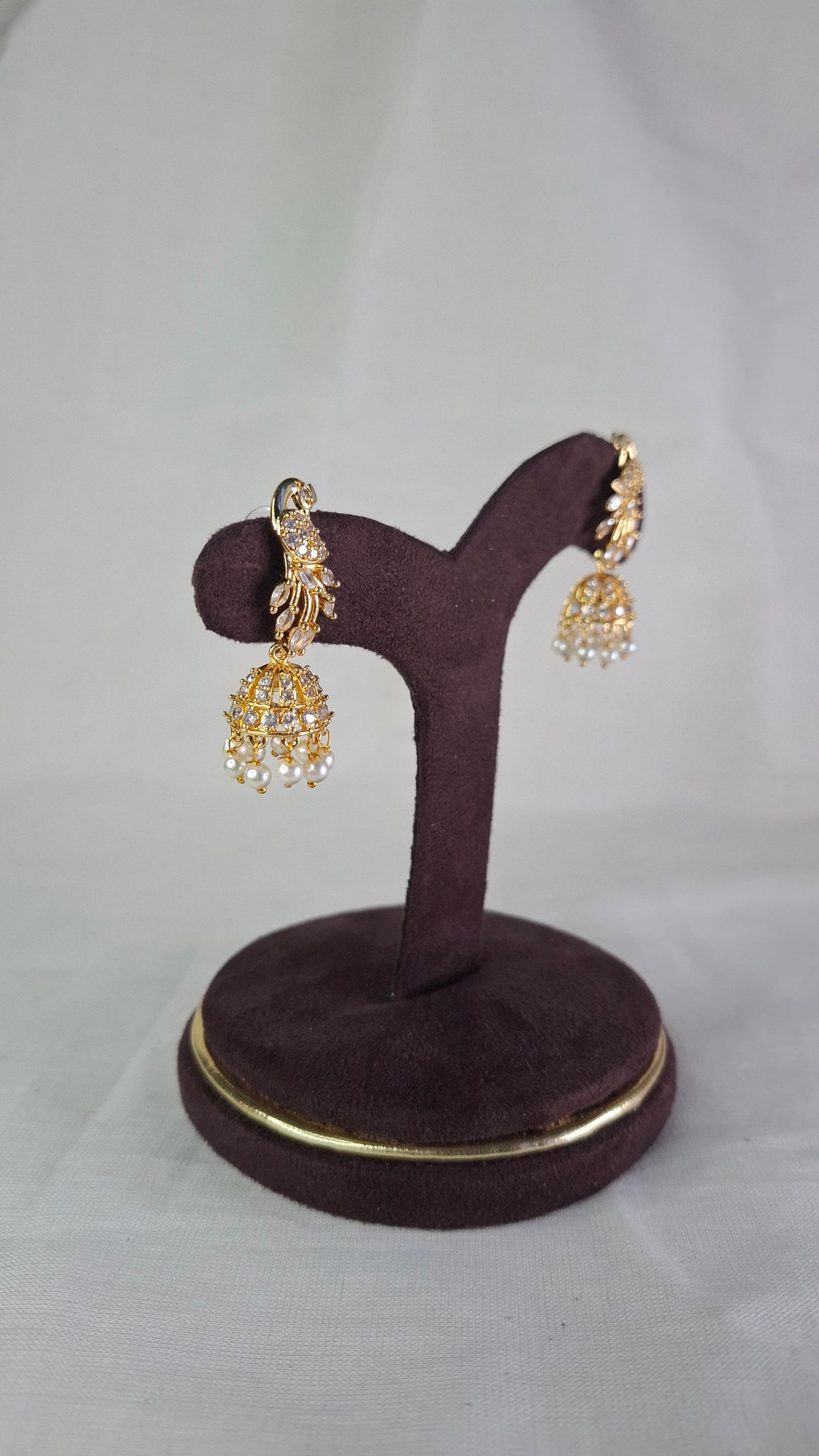 GOLD POLISH JUMKHAS E0369