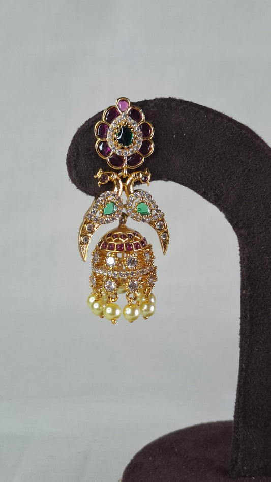 ANTIQUE GOLD JUMKHAS E0371