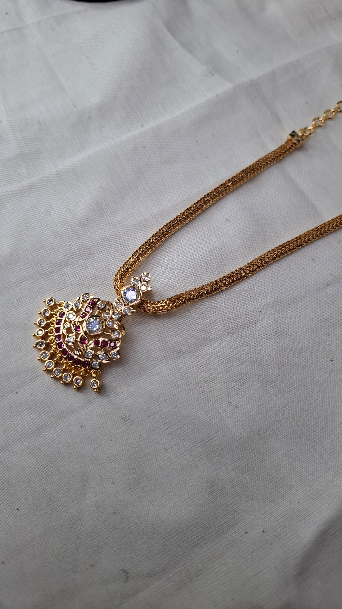 IMPON SHORT NECKLACE E0149