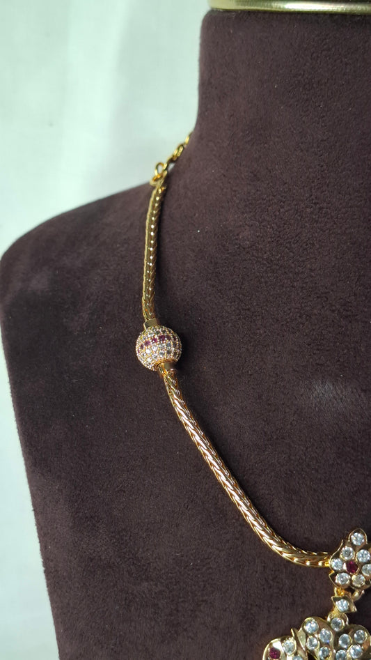 IMPON SHORT NECKLACE E0150