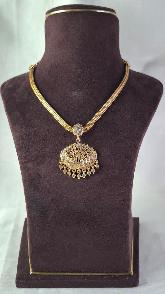 IMPON SHORT NECKLACE E0151