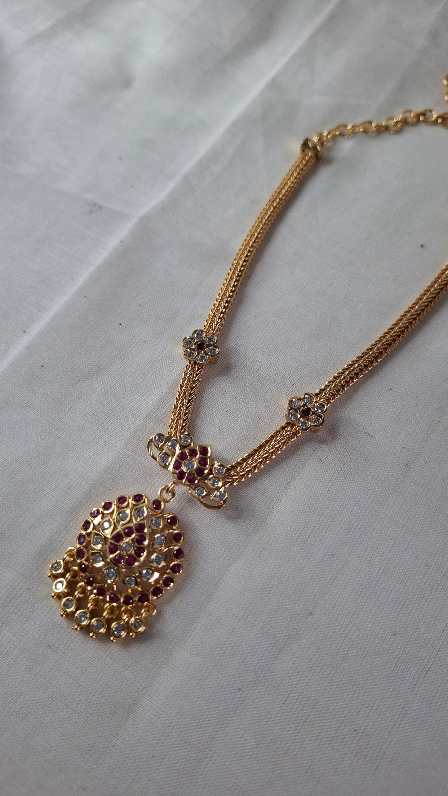 IMPON SHORT NECKLACE E0153