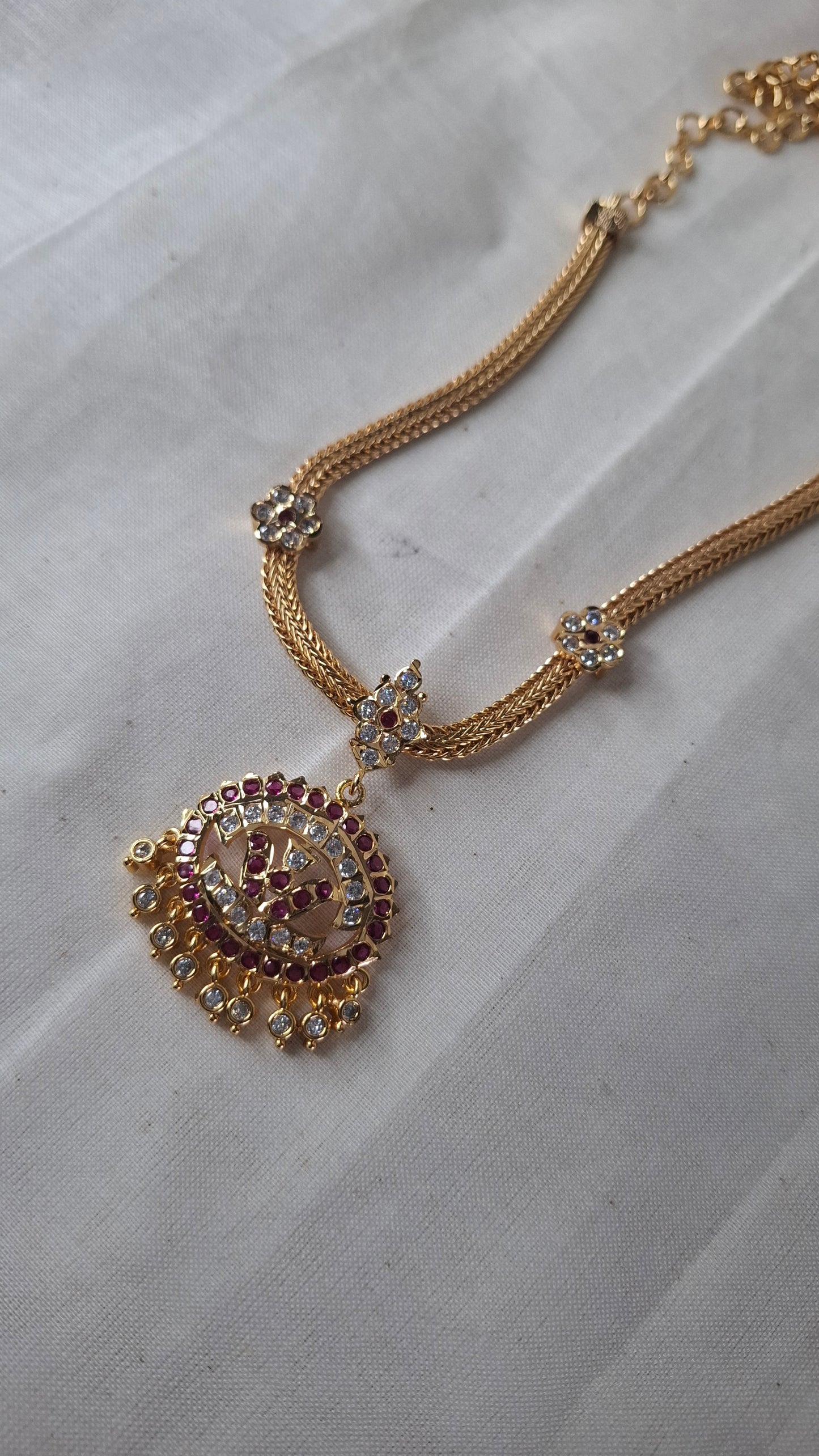 IMPON SHORT NECKLACE E0156