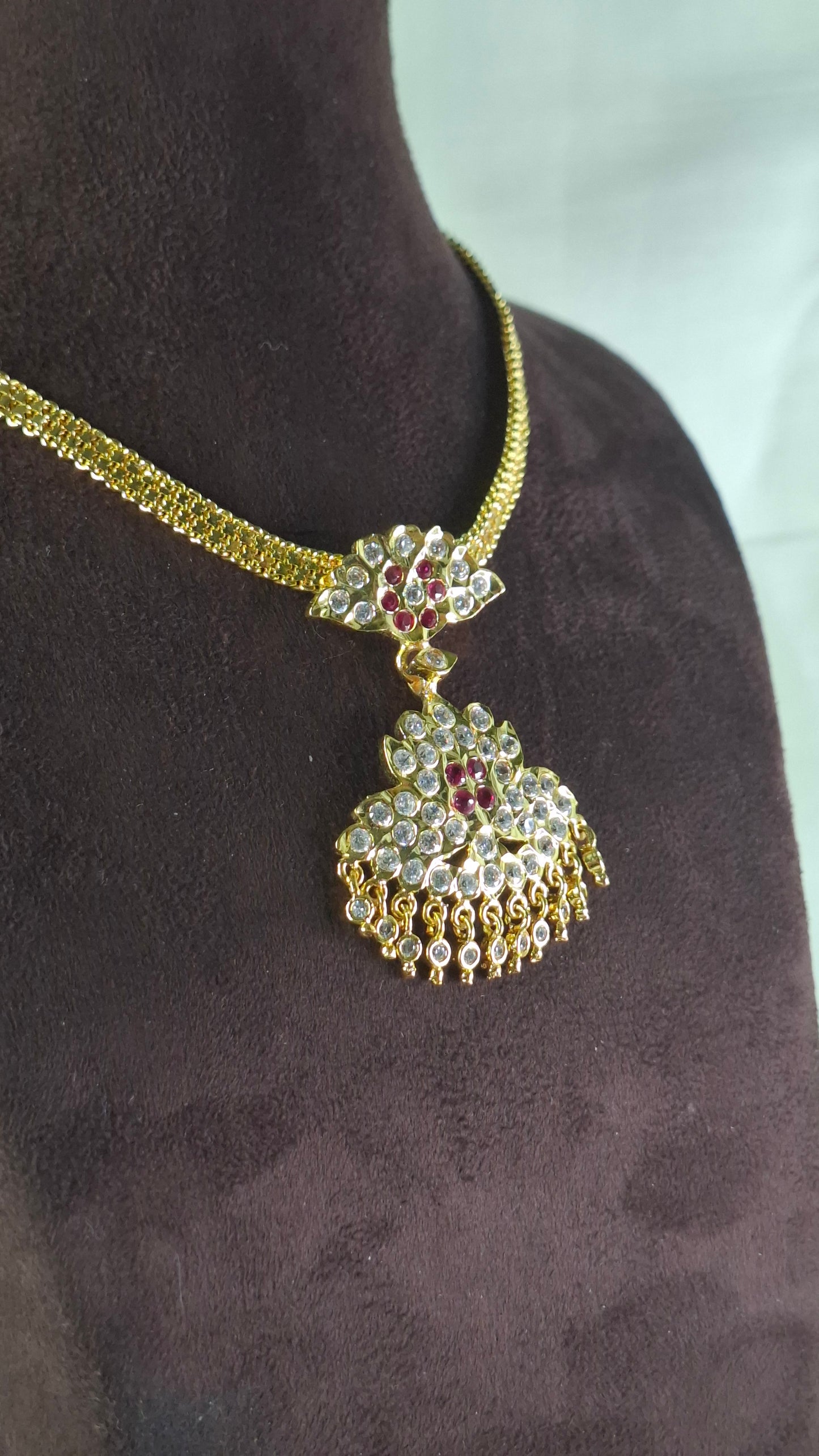 IMPON SHORT NECKLACE E0158