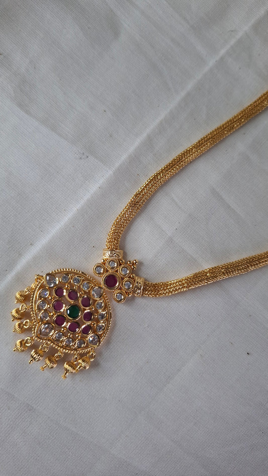 ANTIQUE GOLD SHORT NECKLACE E0241