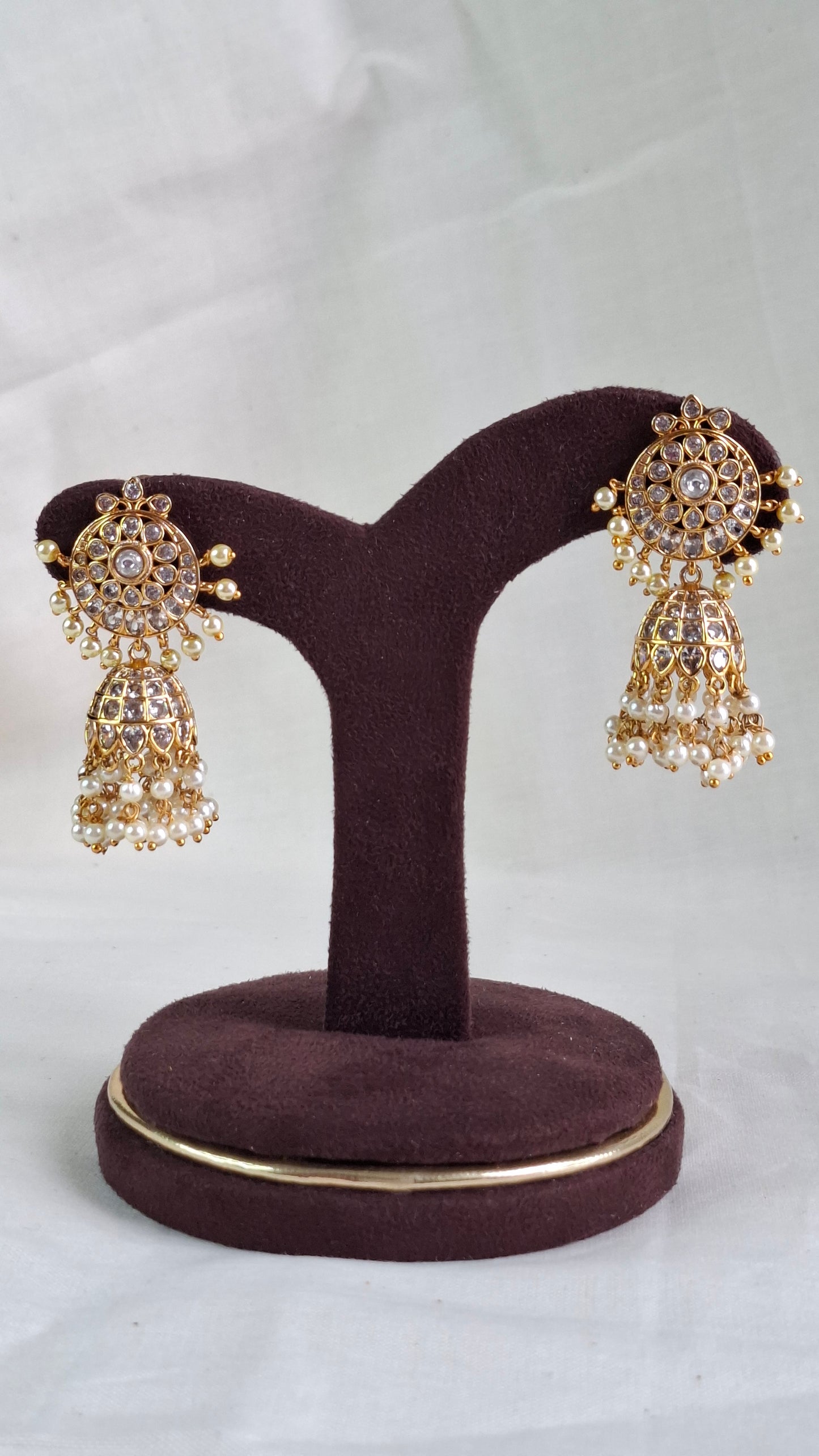 ANTIQUE GOLD JUMKHAS E0377