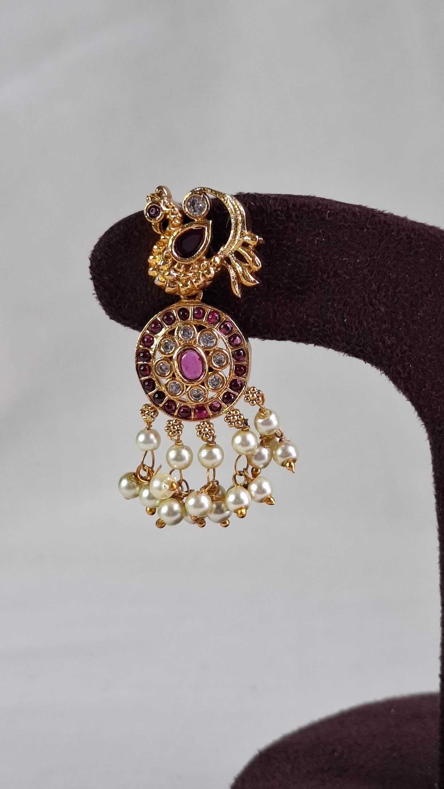ANTIQUE GOLD EARRINGS E0377