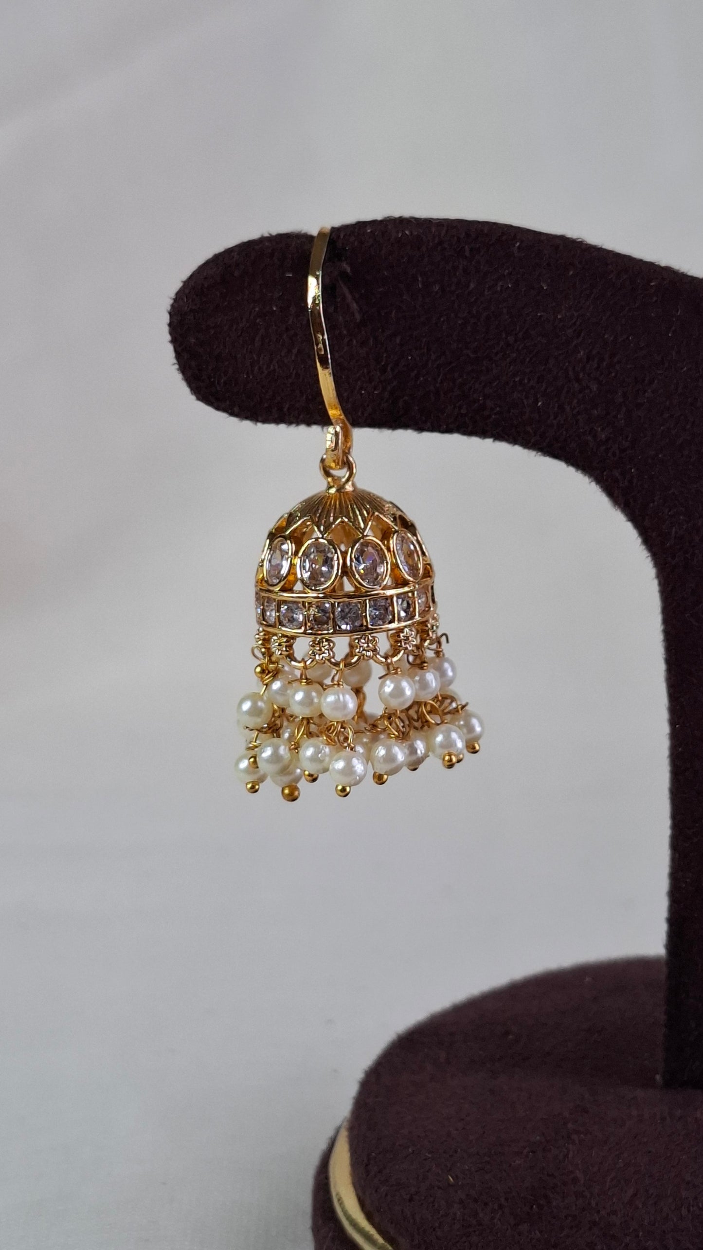 ANTIQUE GOLD JUMKHAS E0378