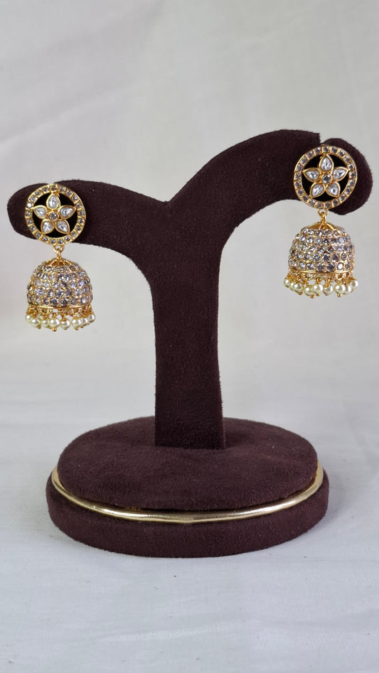 ANTIQUE GOLD JUMKHAS E0385