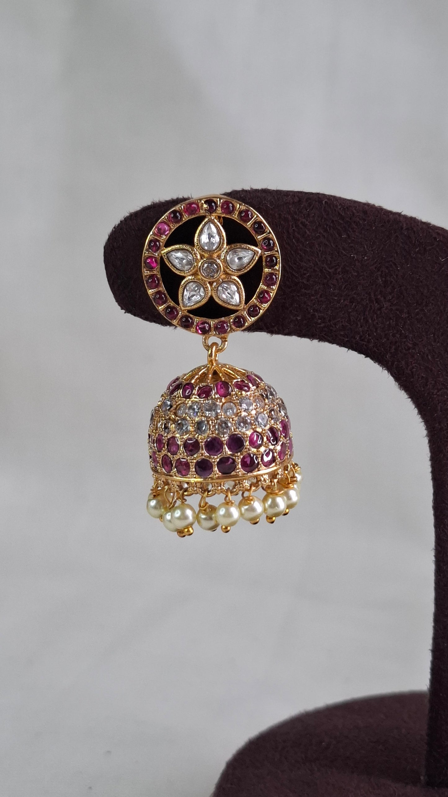 ANTIQUE GOLD JUMKHAS E0386