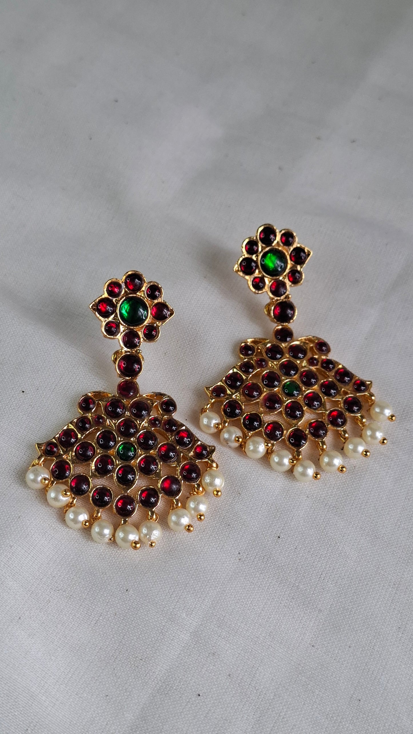 KEMP EARRINGS E0385