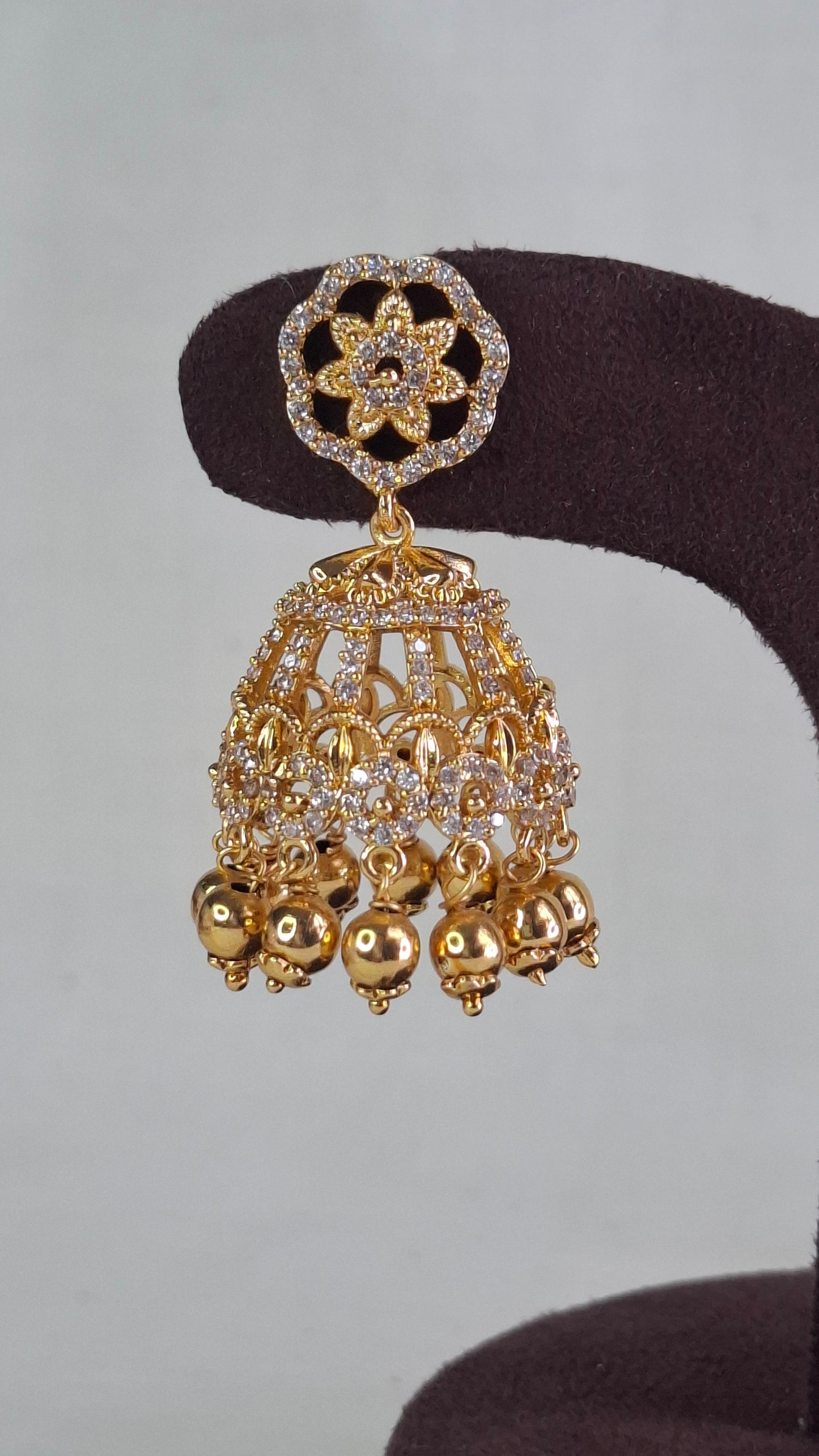 ANTIQUE GOLD JUMKHAS E0387