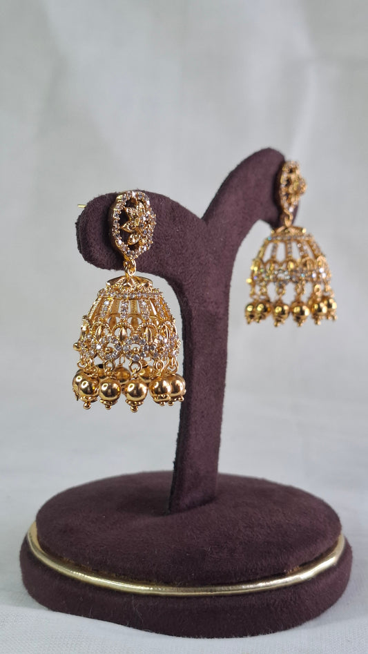 ANTIQUE GOLD JUMKHAS E0387
