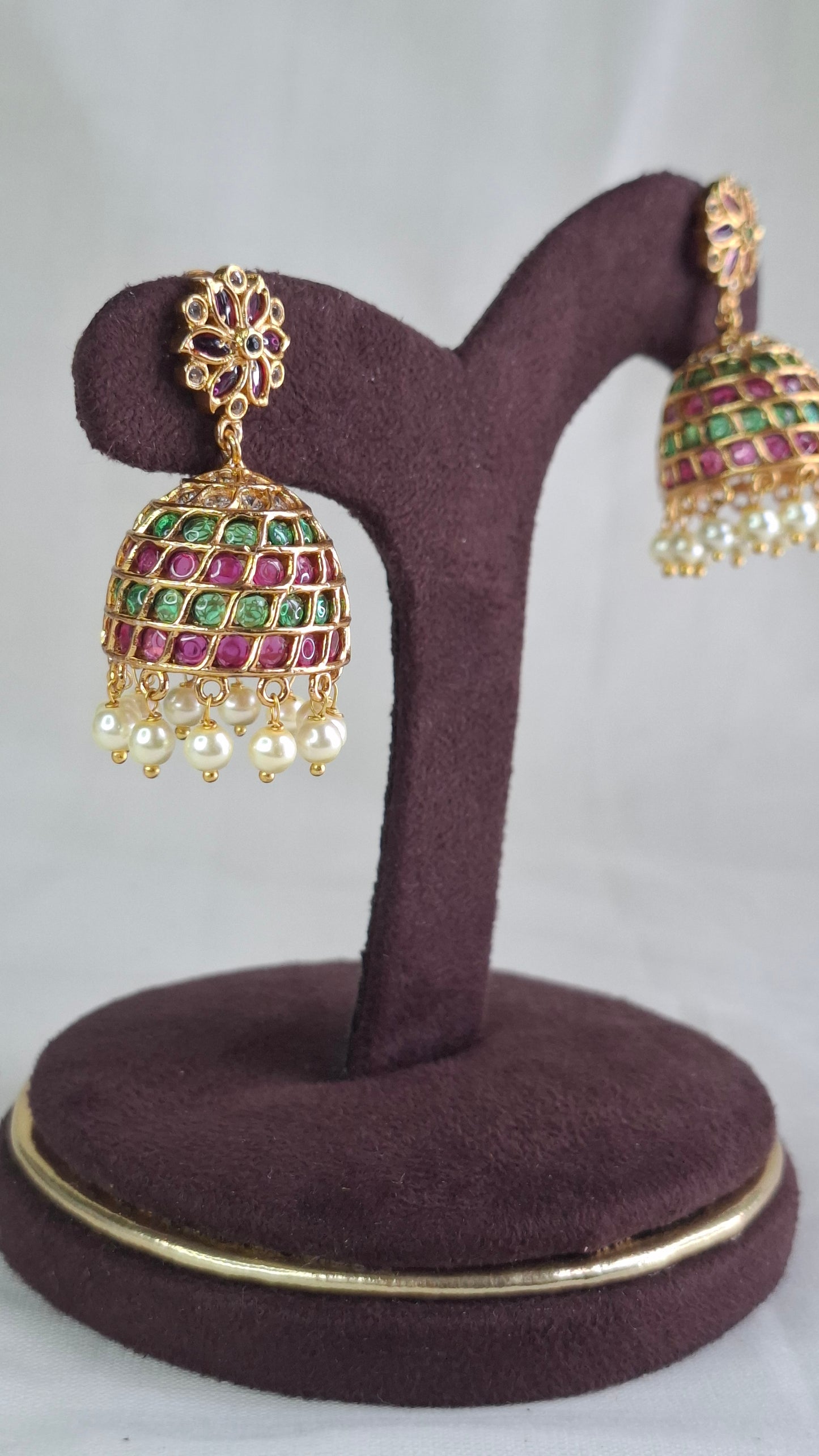 ANTIQUE GOLD JUMKHAS E0389