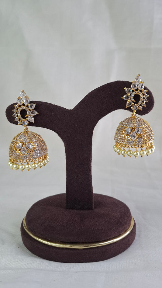 ANTIQUE GOLD A.D. STONE JUMKHAS E0390