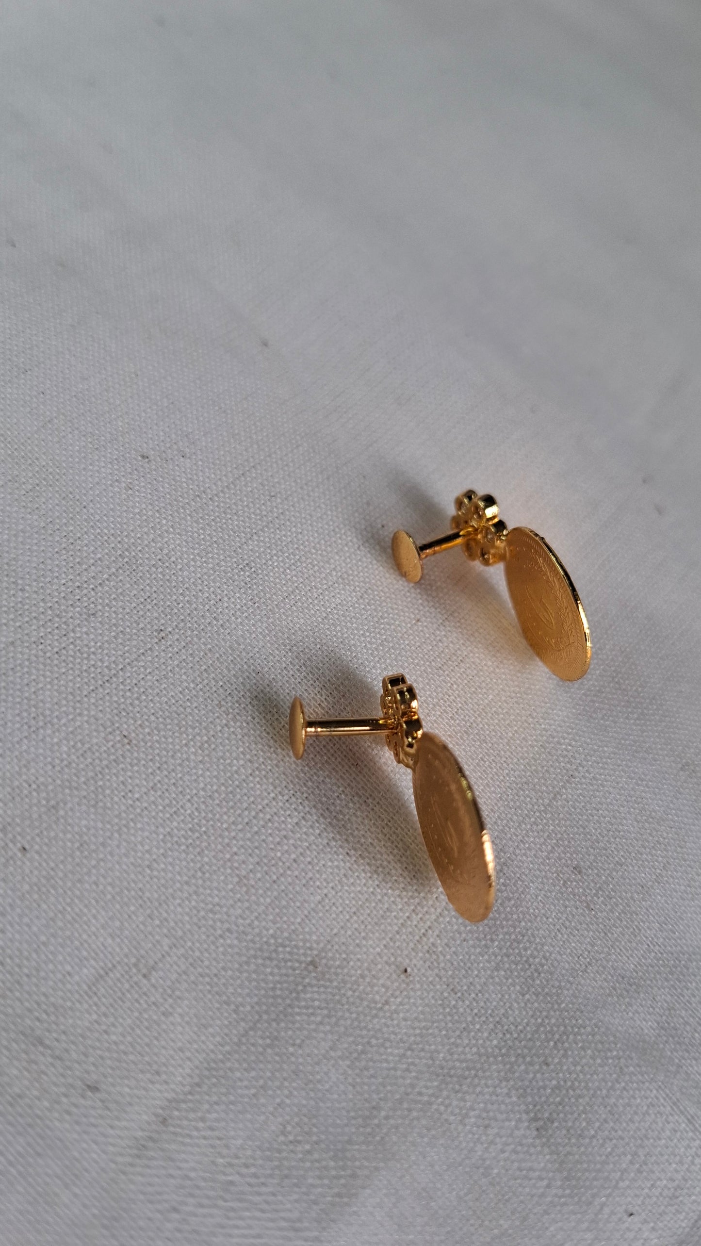 LAKSHMI GOLD COIN SHORT NECKLACE SET E0161