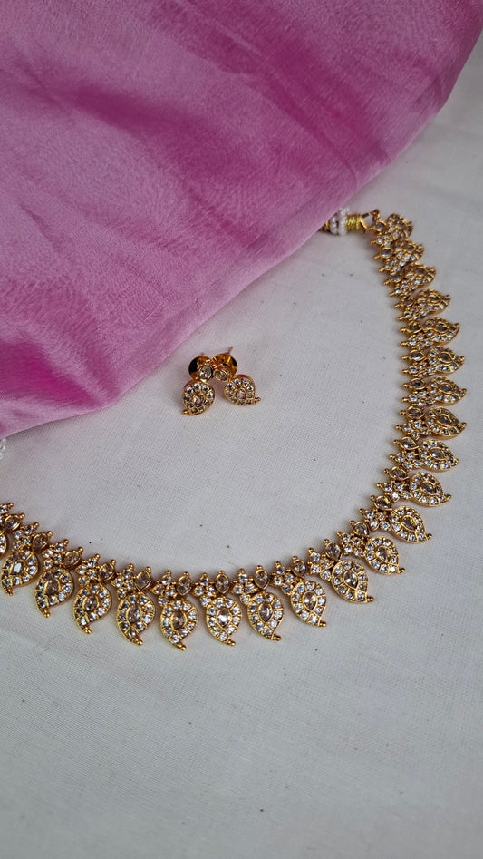 ANTIQUE GOLD MANGO SHORT NECKLACE SET E0243
