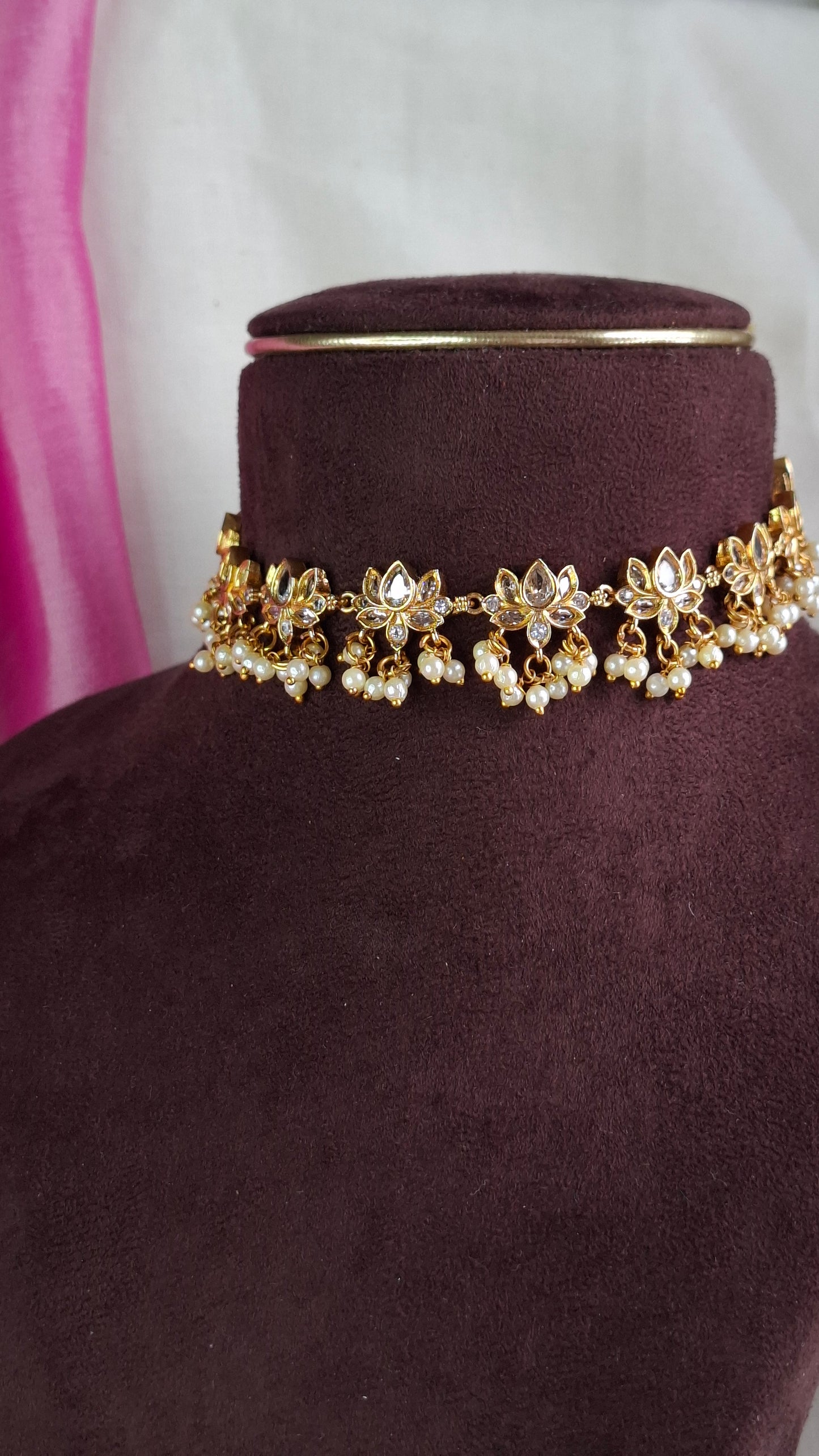 ANTIQUE GOLD LOTUS SET E0244