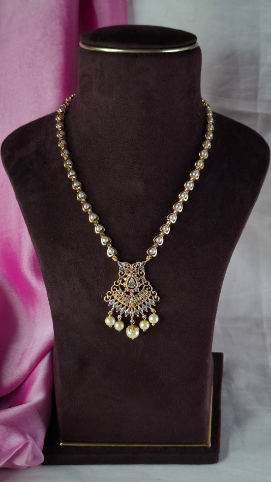 ANTIQUE GOLD PEARL NECKLACE E0248