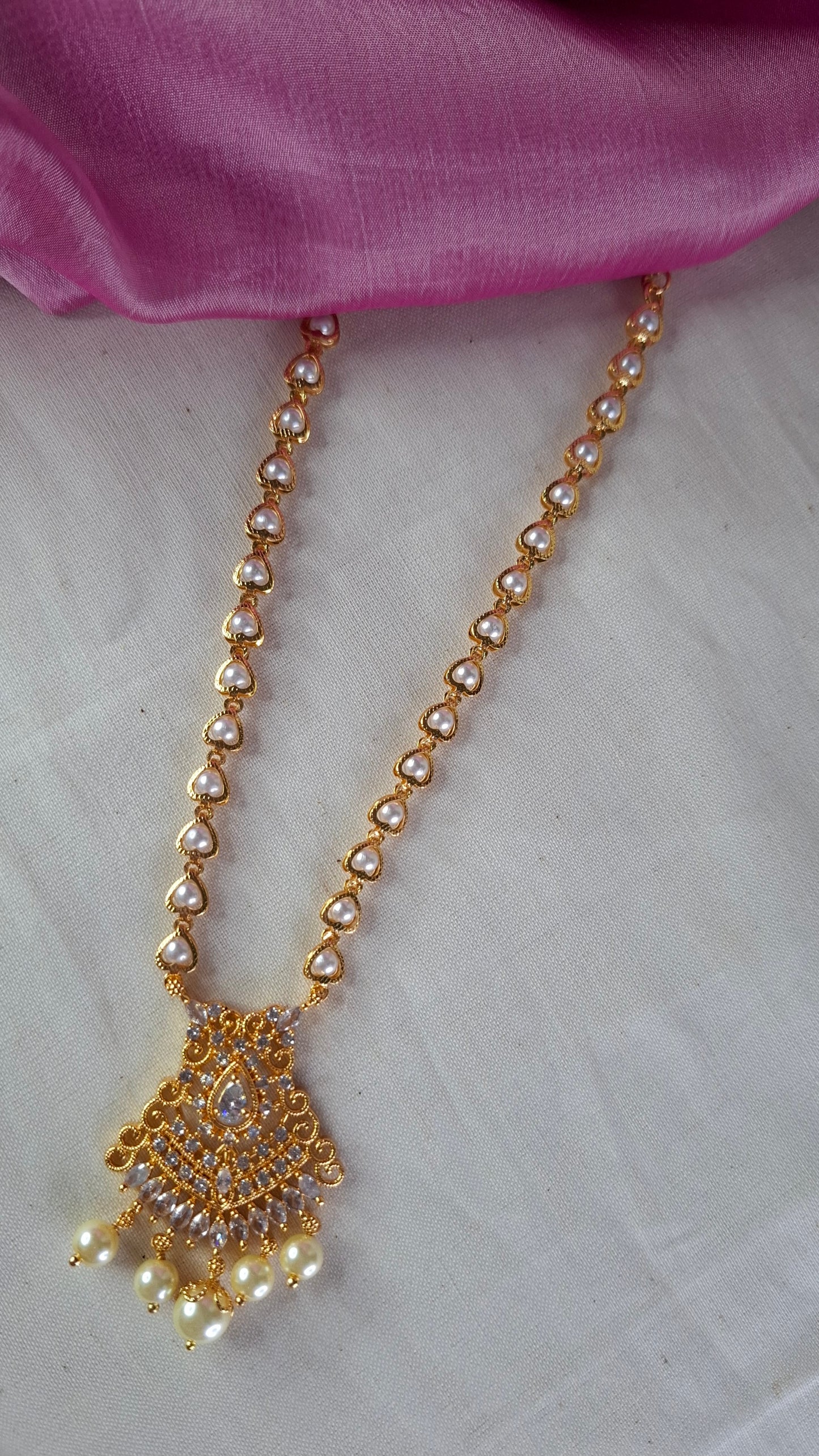 ANTIQUE GOLD PEARL NECKLACE E0248