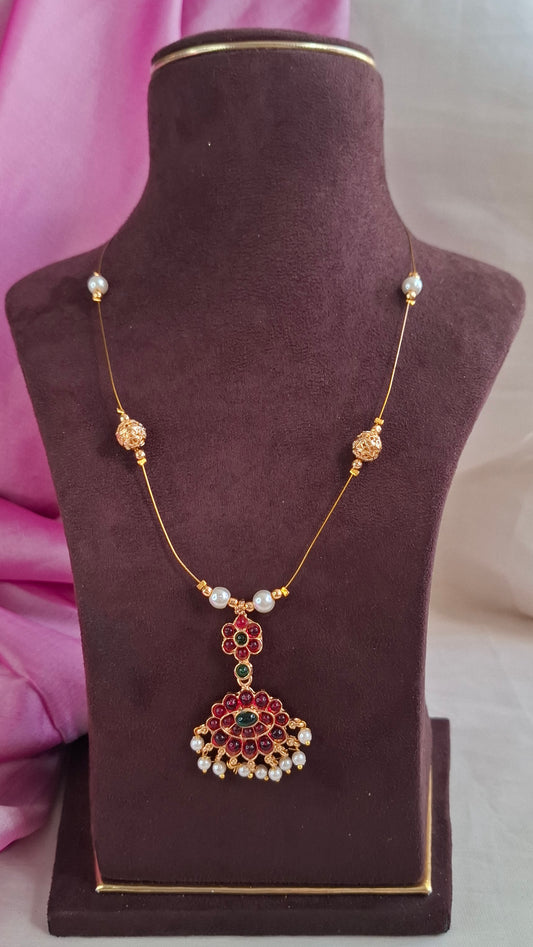 INVISIBLE KEMP NECKLACE 005