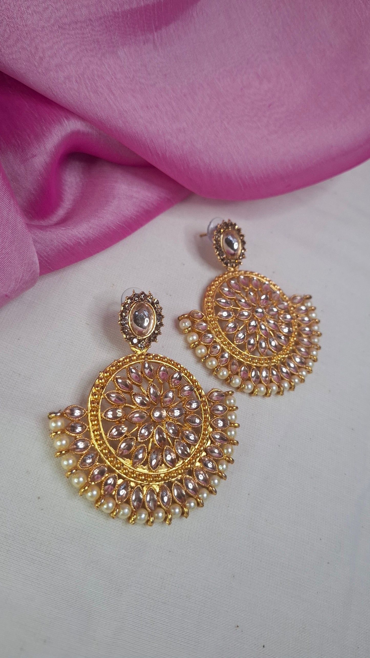 GOLD FASHION EARRINGS E0390