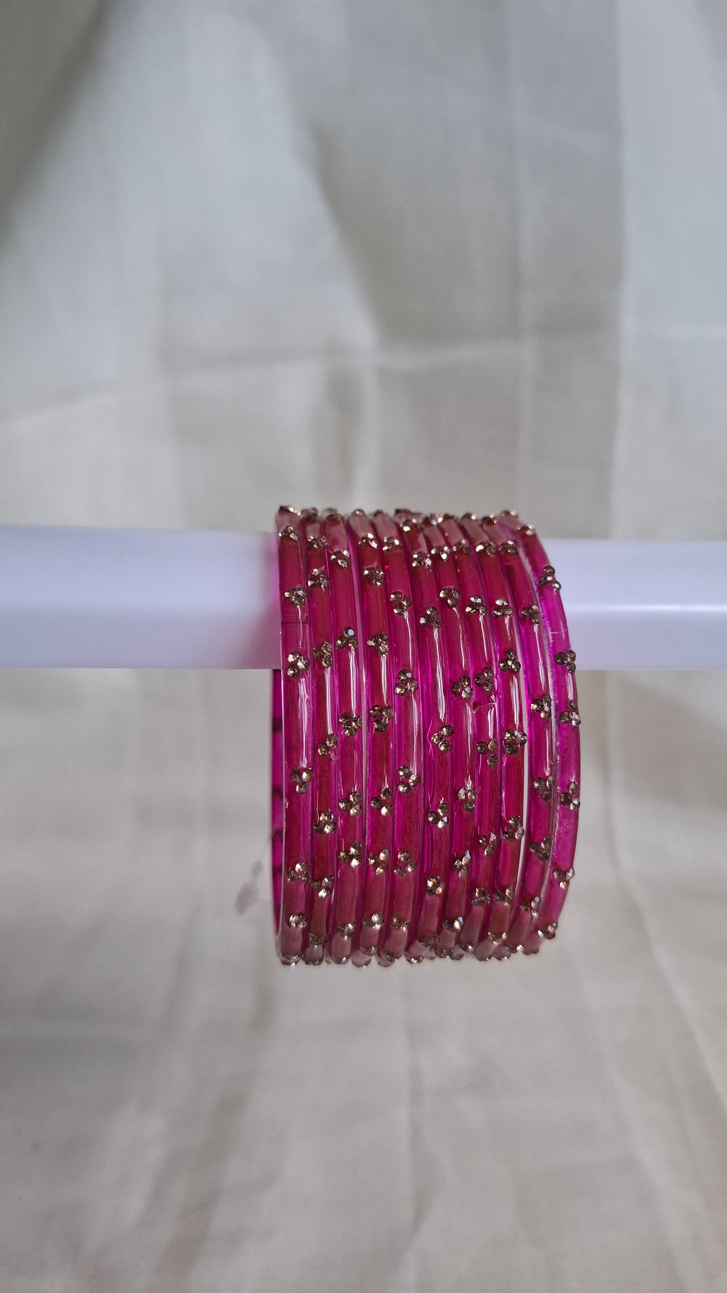 RAIN DROP GLASS BANGLES (FUCHSIA)