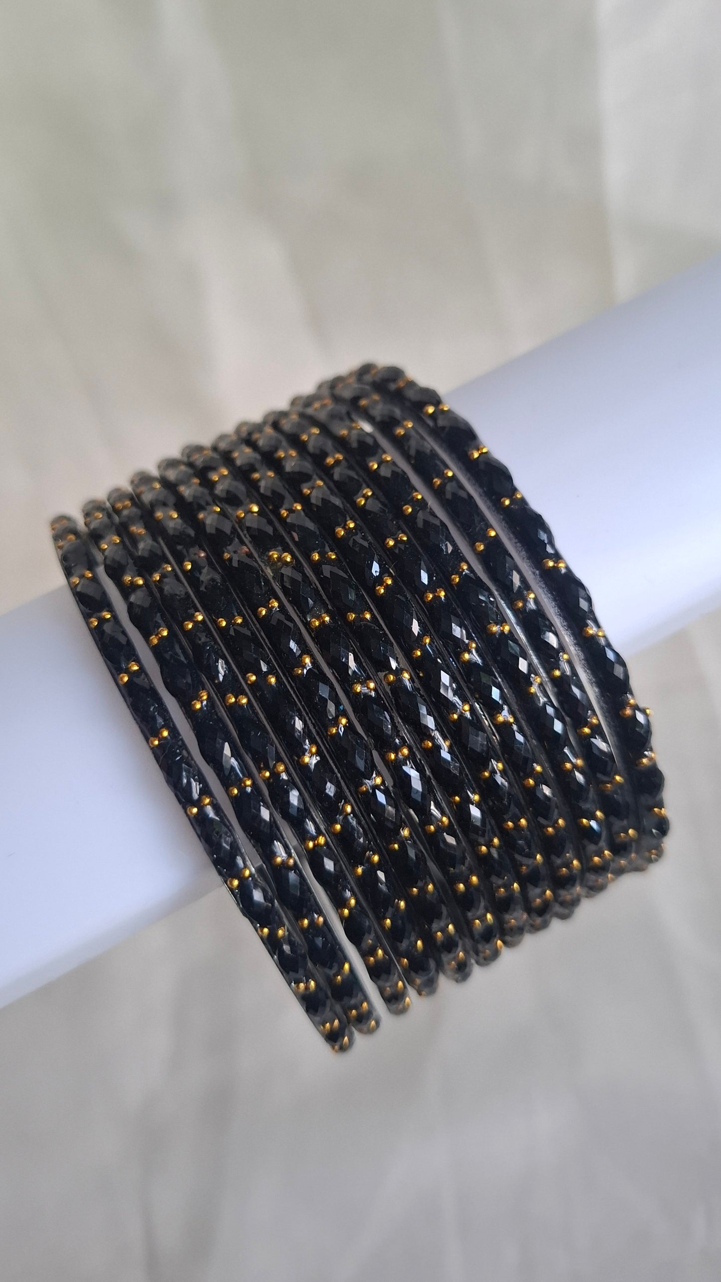 GLASS BANGLES (BLACK)