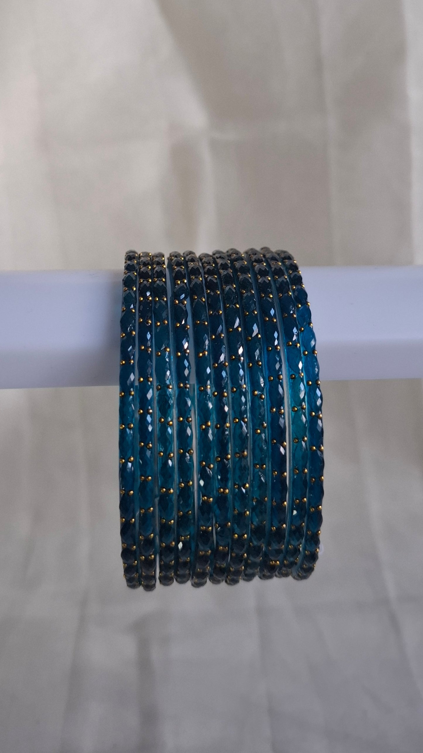 GLASS BANGLES (TURQUOISE BLUE)