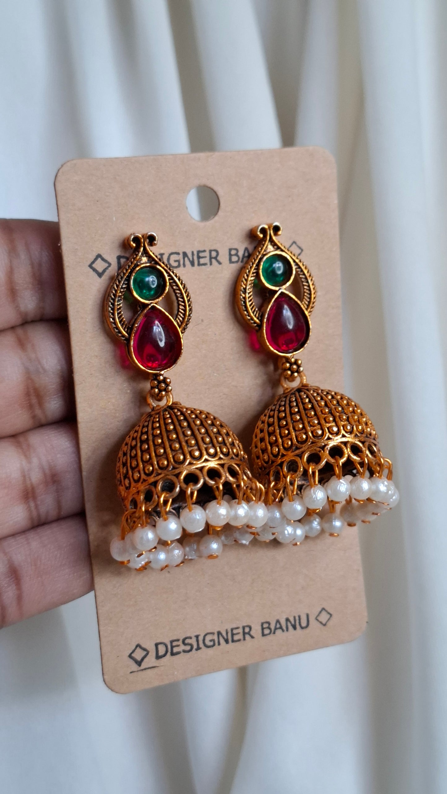 ANTIQUE GOLD JUMKHAS E0408