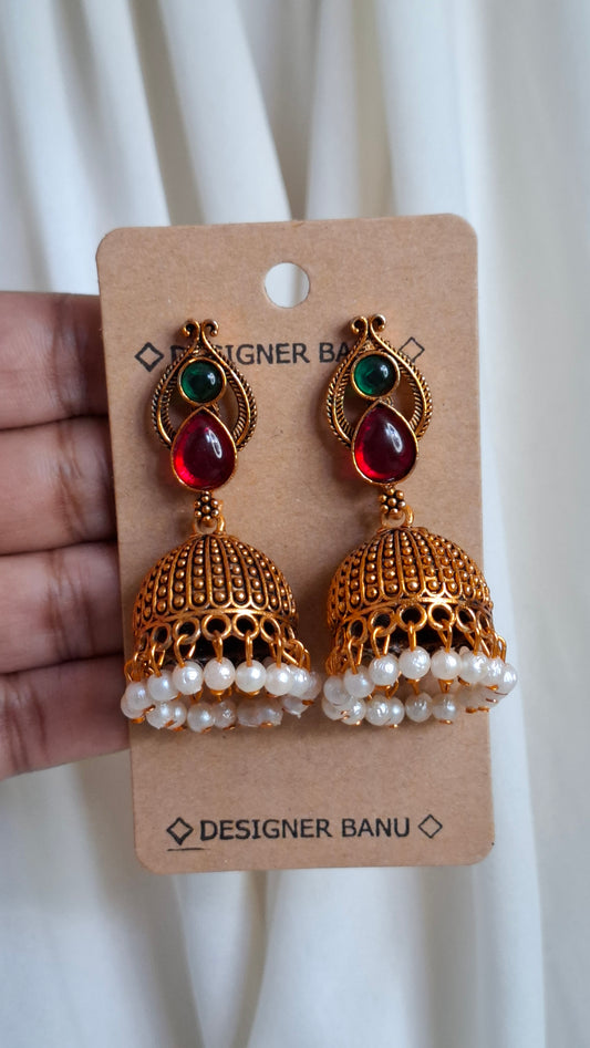 ANTIQUE GOLD JUMKHAS E0408