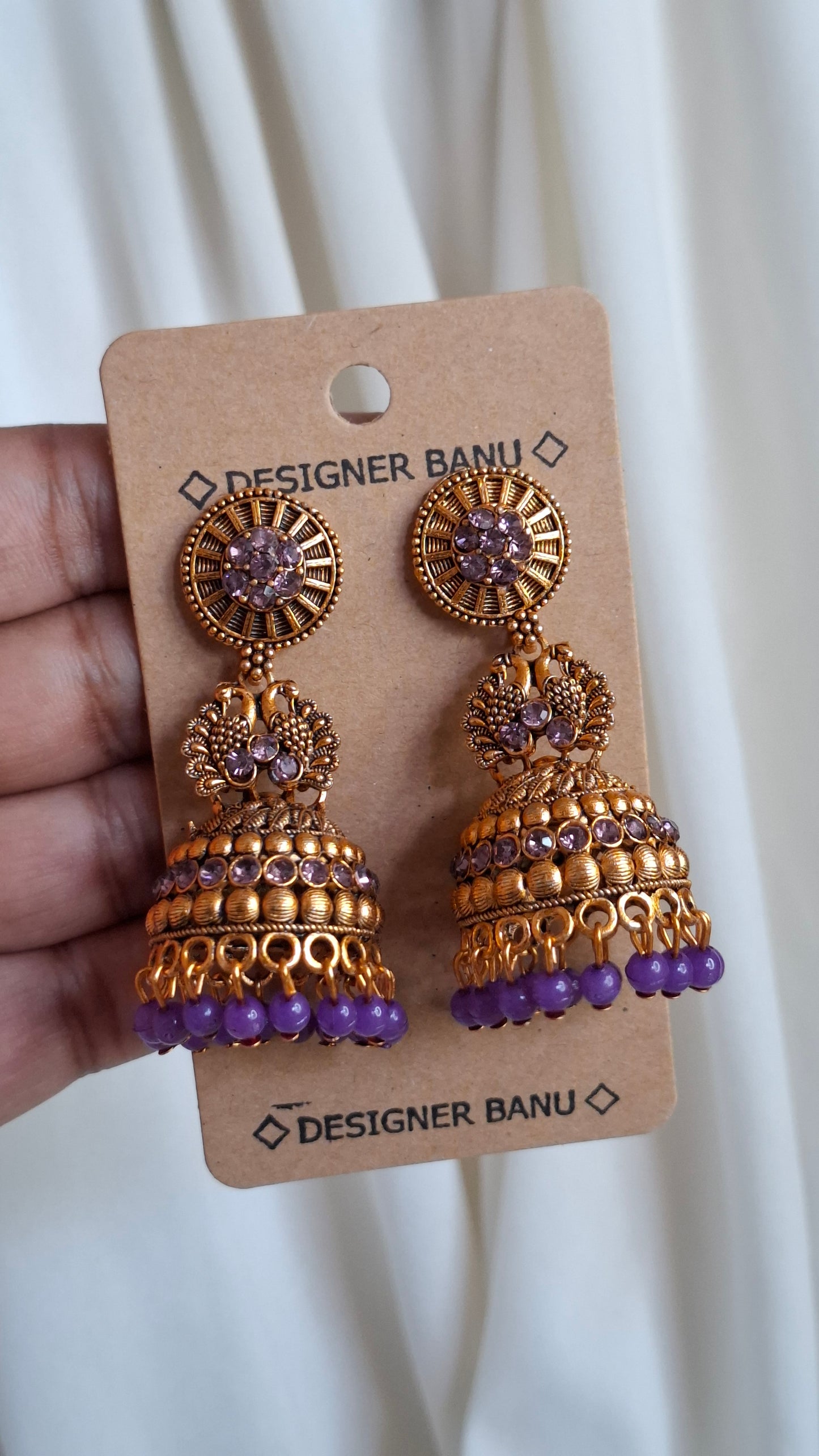 ANTIQUE GOLD JUMKHAS E0400