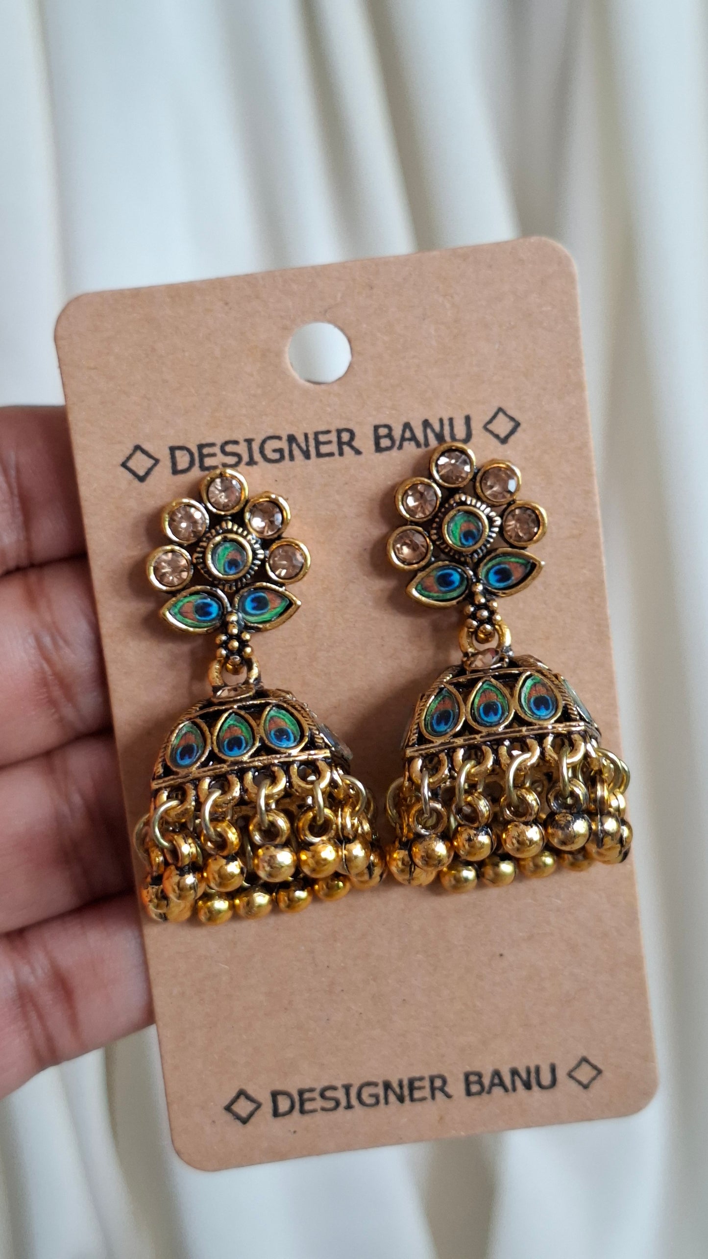 ANTIQUE GOLD JUMKHAS E0407