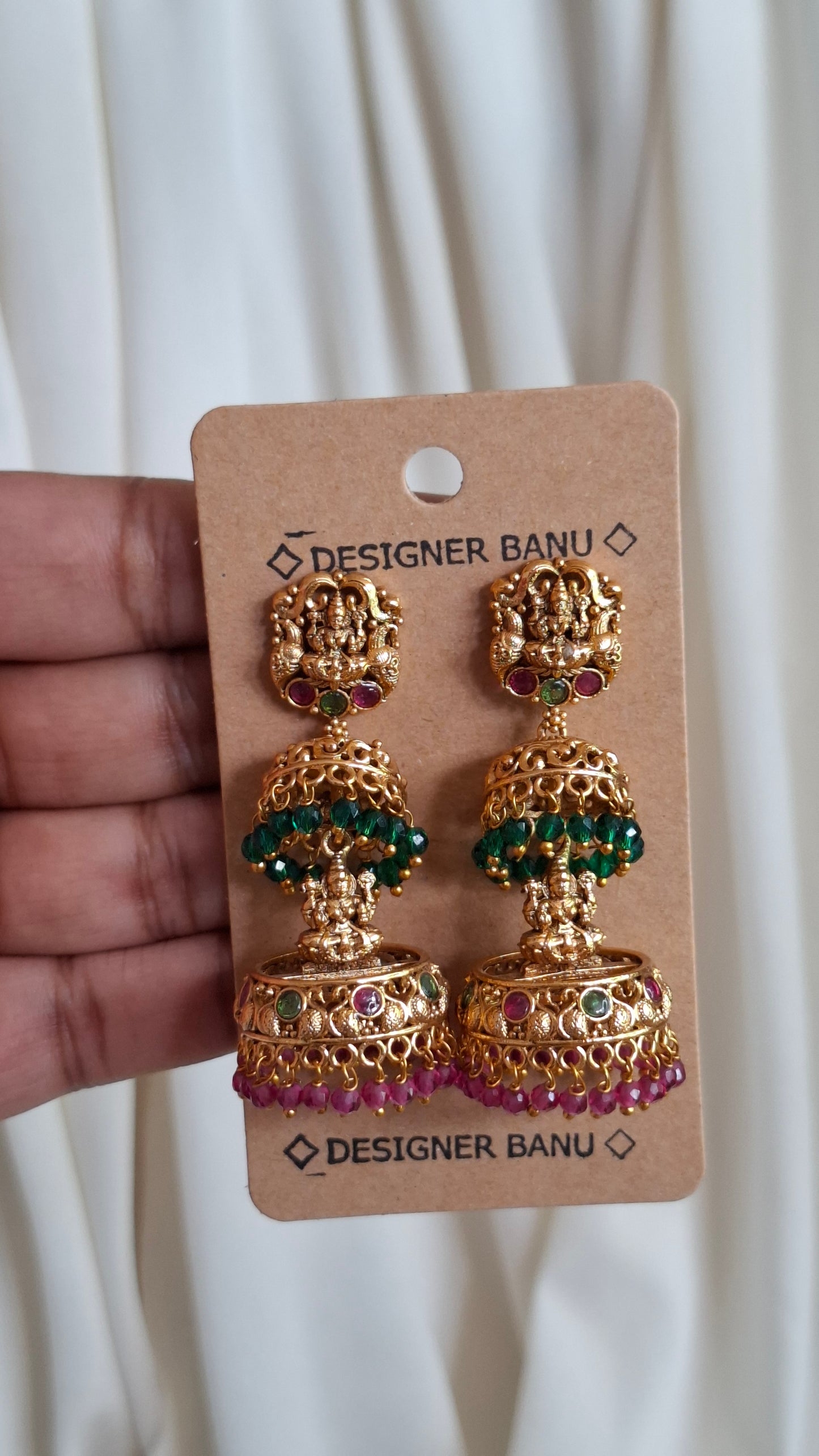 ANTIQUE GOLD JUMKHAS E0401