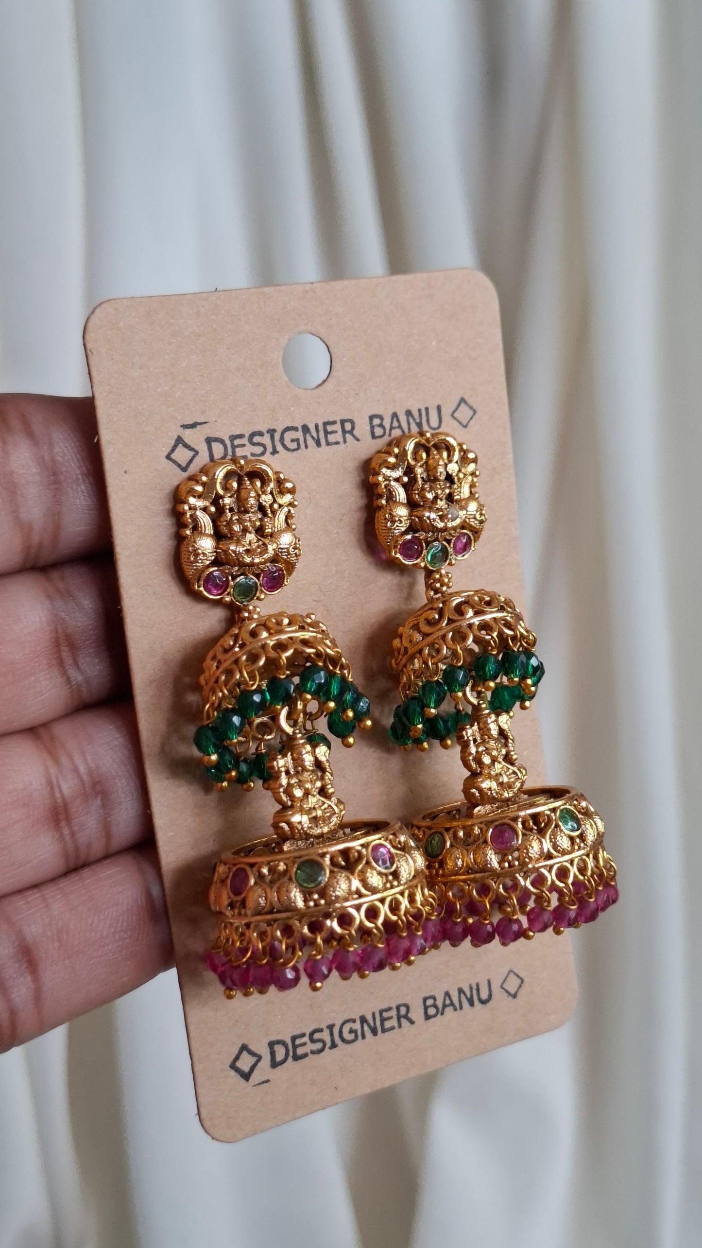 ANTIQUE GOLD JUMKHAS E0401