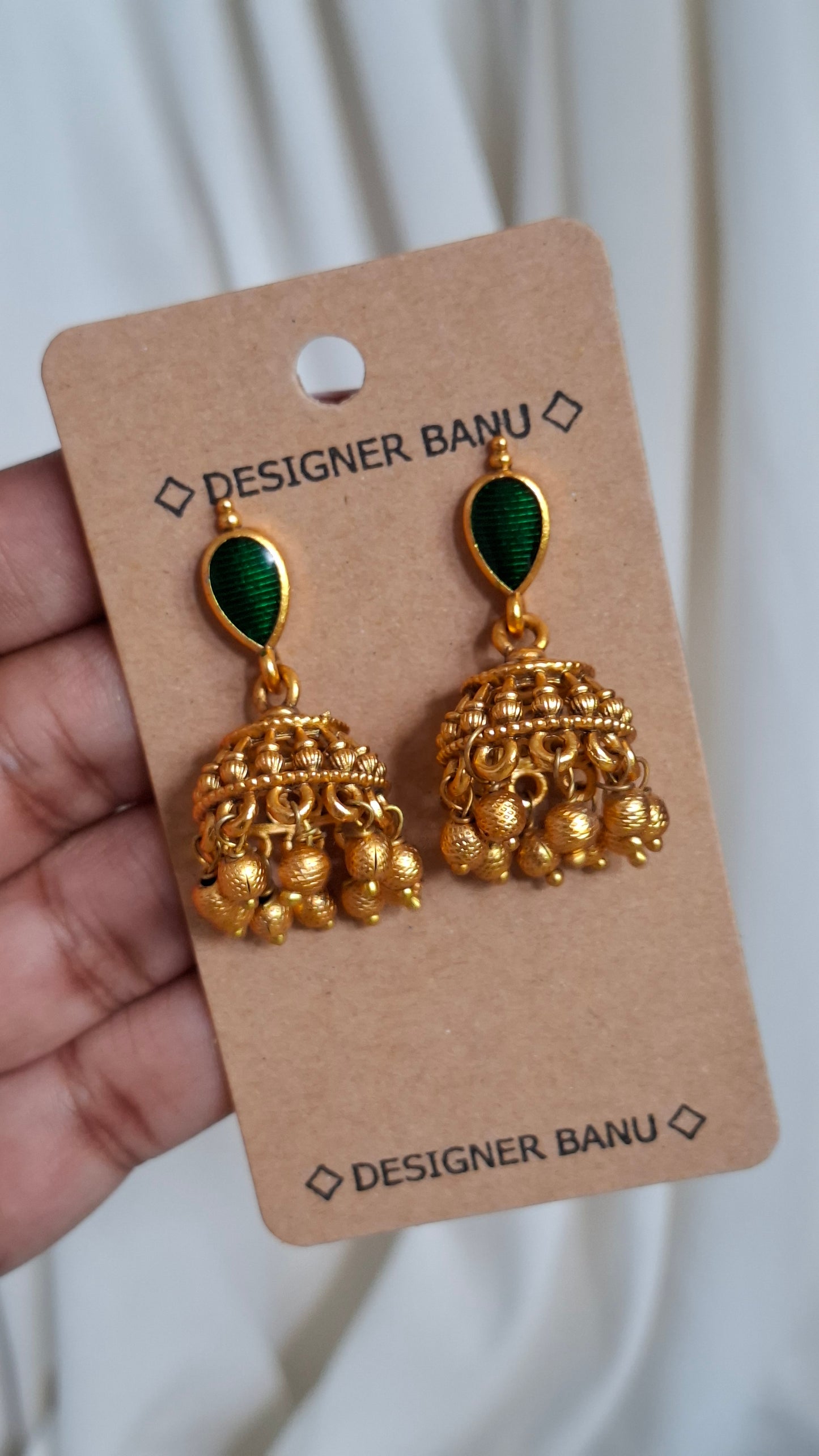 ANTIQUE GOLD JUMKHAS E0412