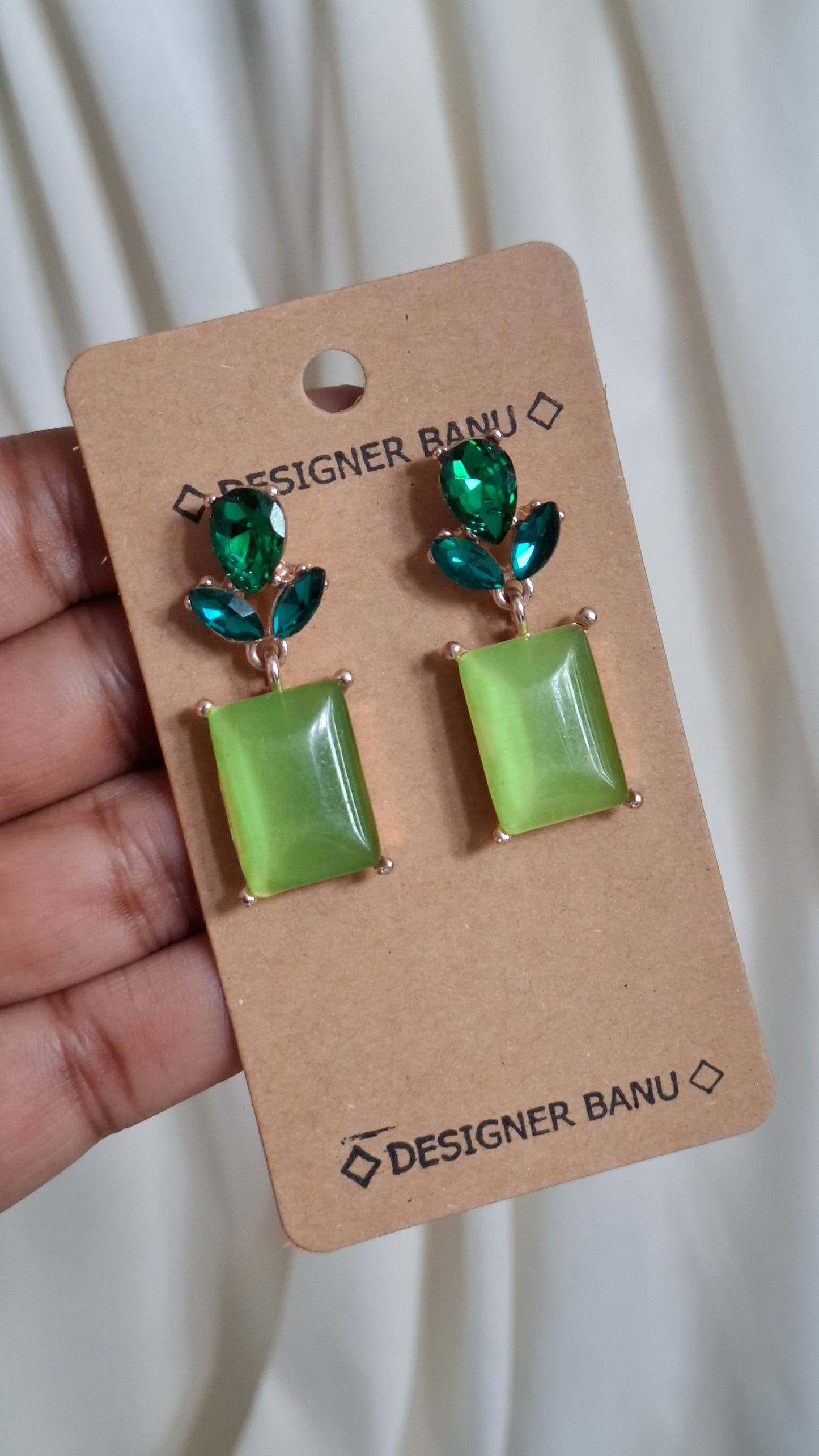 GREEN DROP EARRINGS E0391