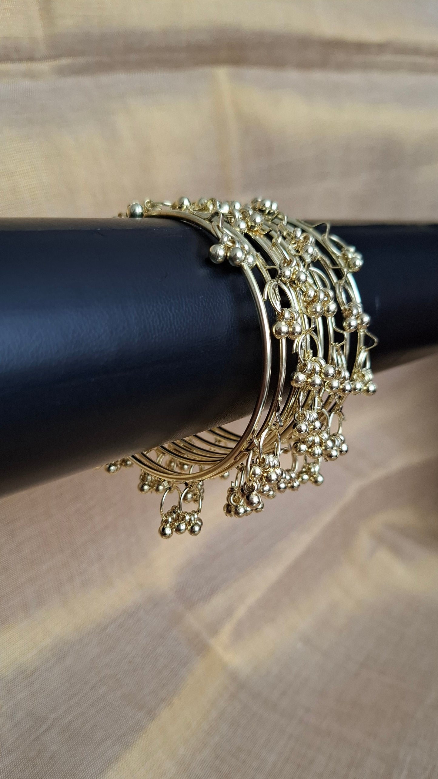 GOLD GHUNGROO BANGLES