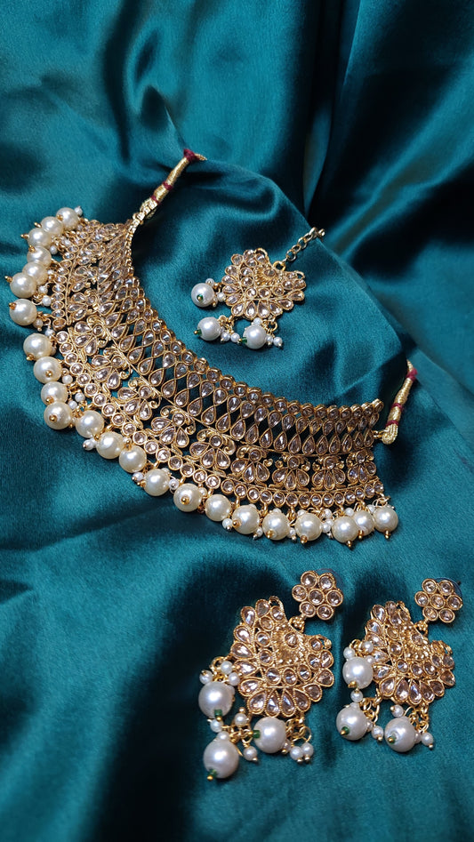 BRIDAL GOLD CHOCKER SET