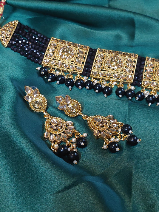 BLACK & GOLD CHOKER SET